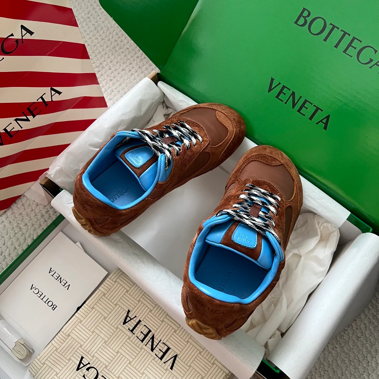 Кроссовки Женские Bottega Veneta 11565916