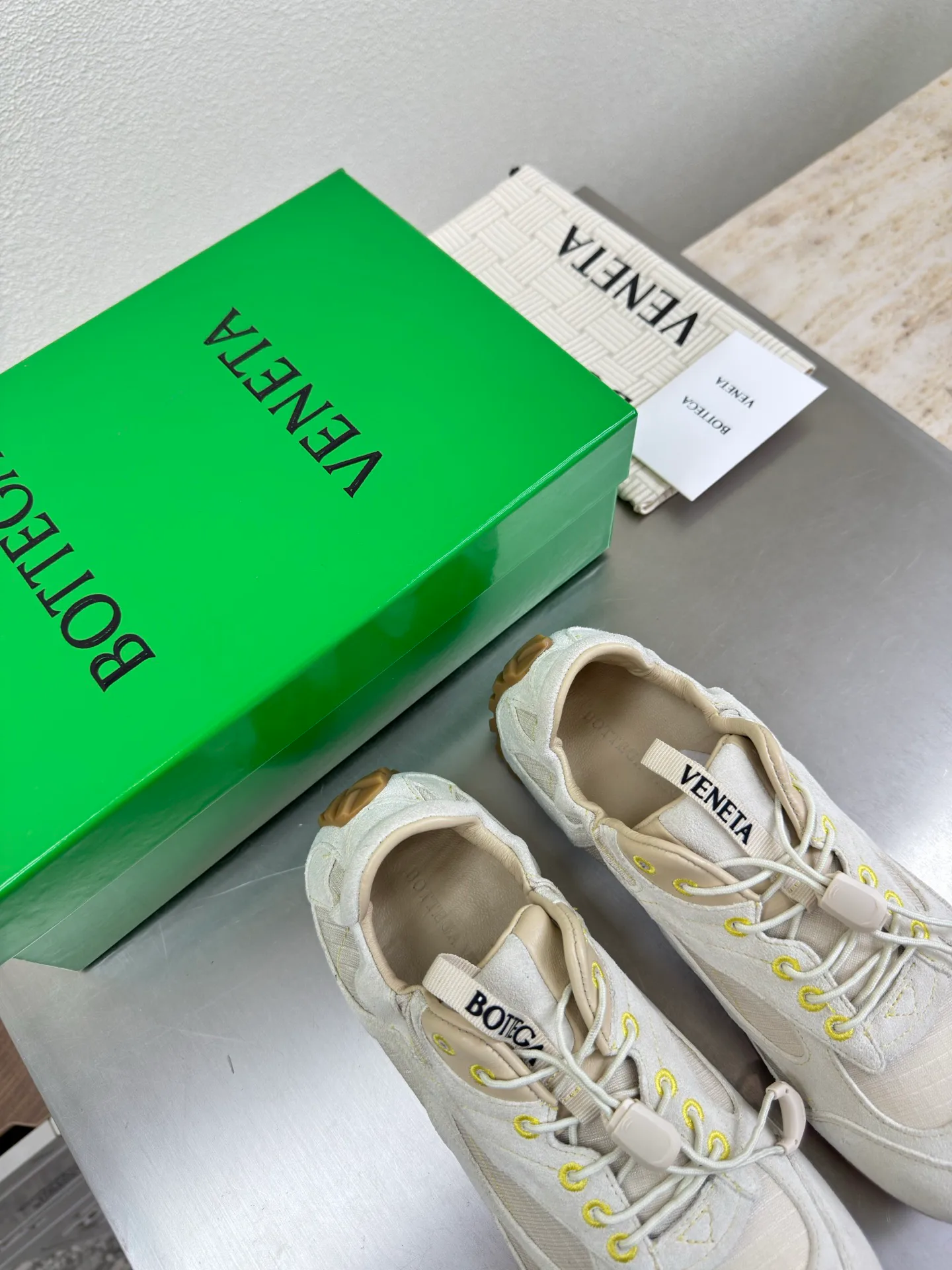 Кроссовки Женские Bottega Veneta 17722600
