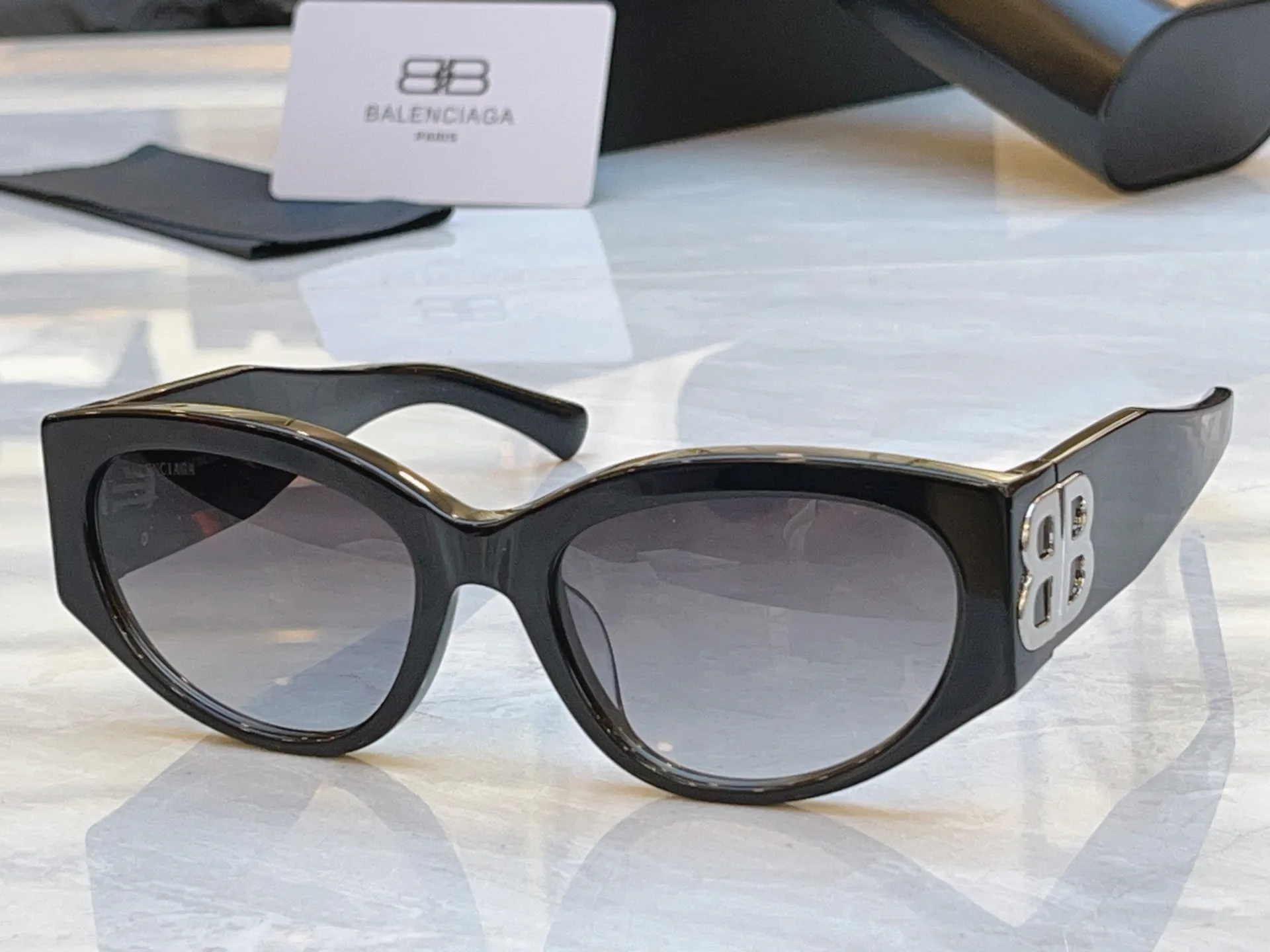 Очки Balenciaga 10842058