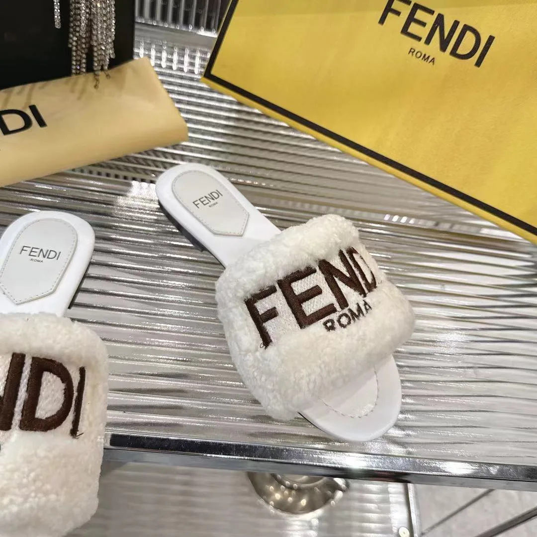 Шлепанцы Женские Fendi 195838