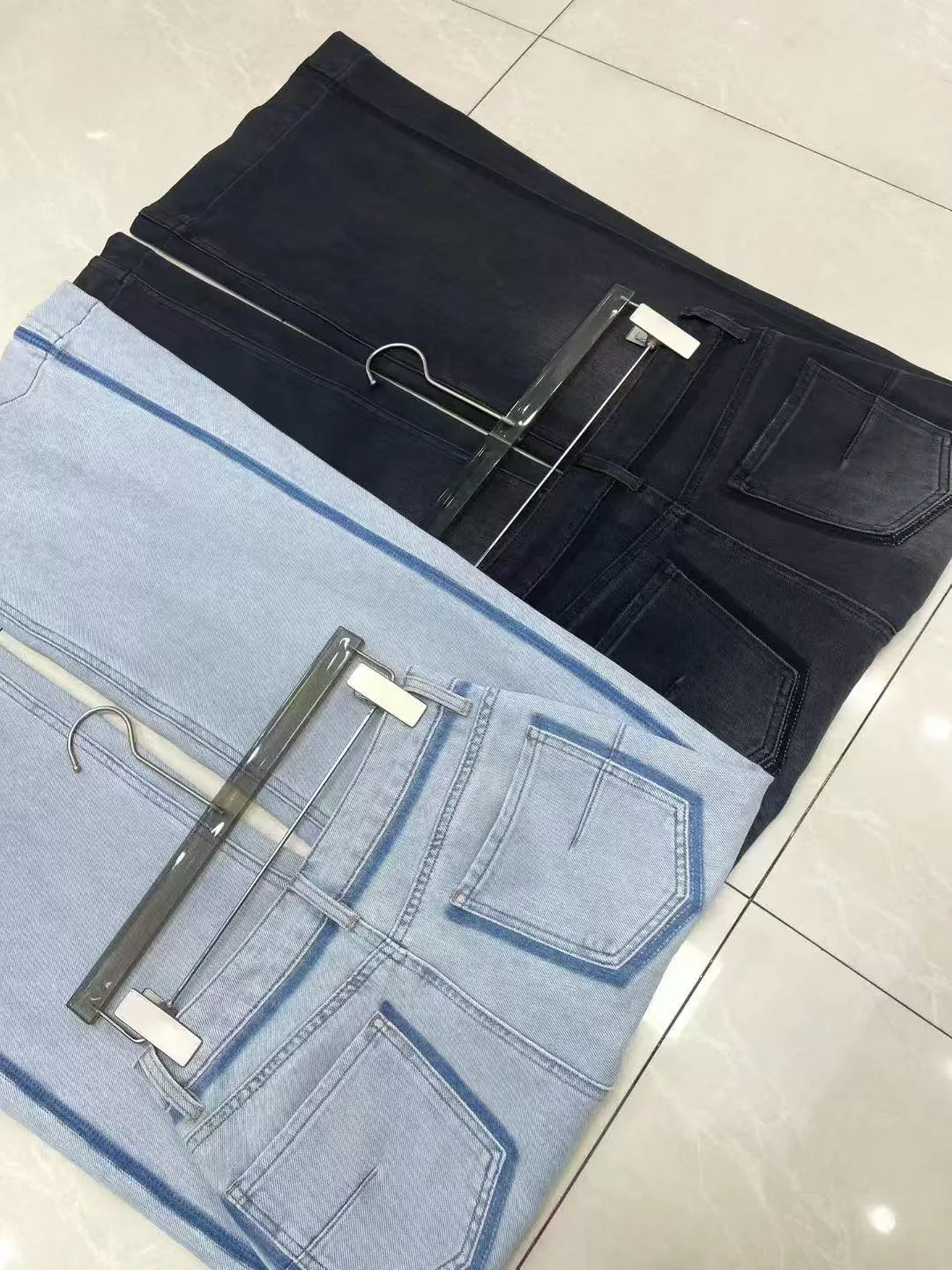 Джинсы Женские Christian Dior 11268103