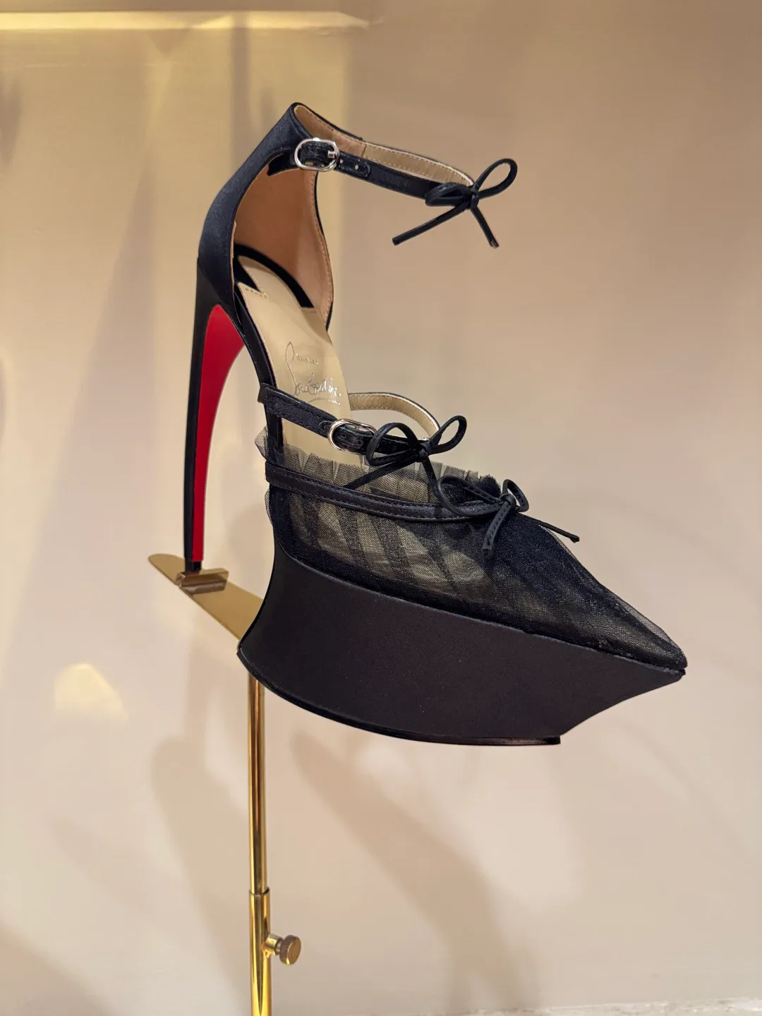 Туфли Женские Christian Louboutin 4743755