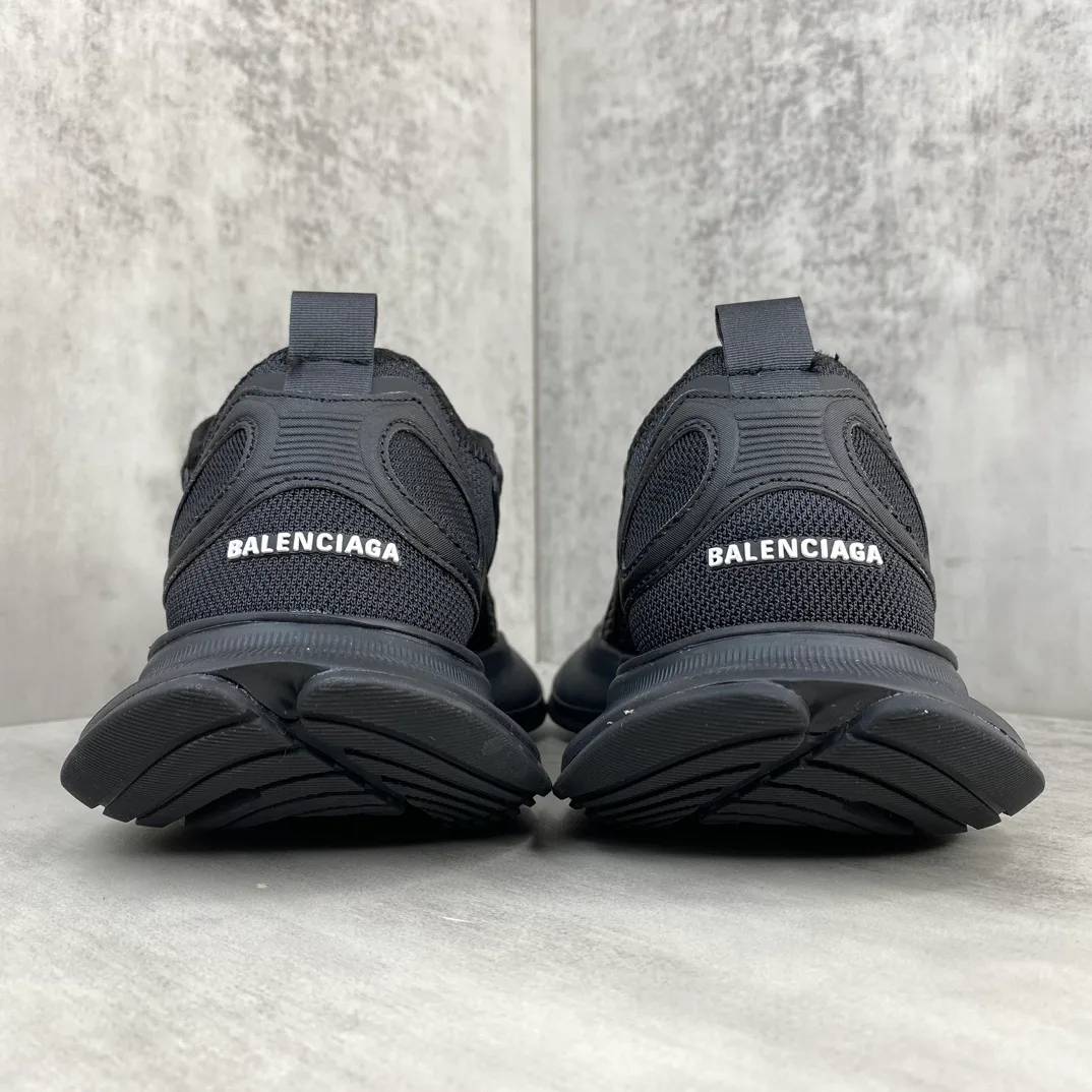 Кроссовки Женские Balenciaga 10654279