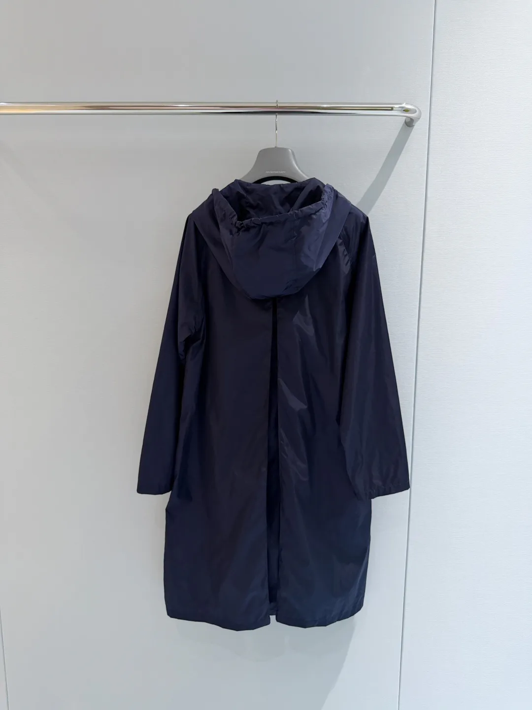 Куртки И Пуховики Женские Prada 17925726