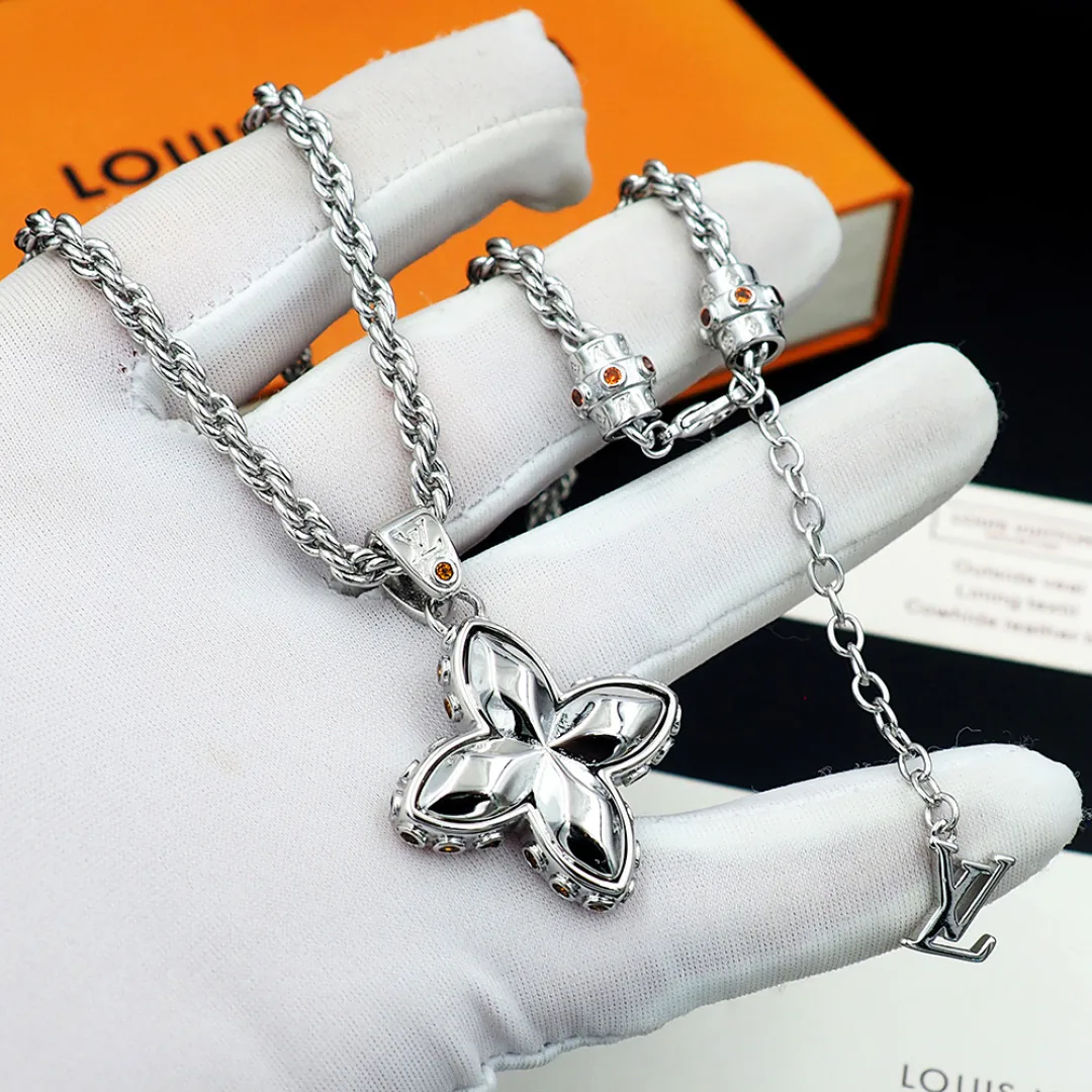 Бижутерия Louis Vuitton 109981