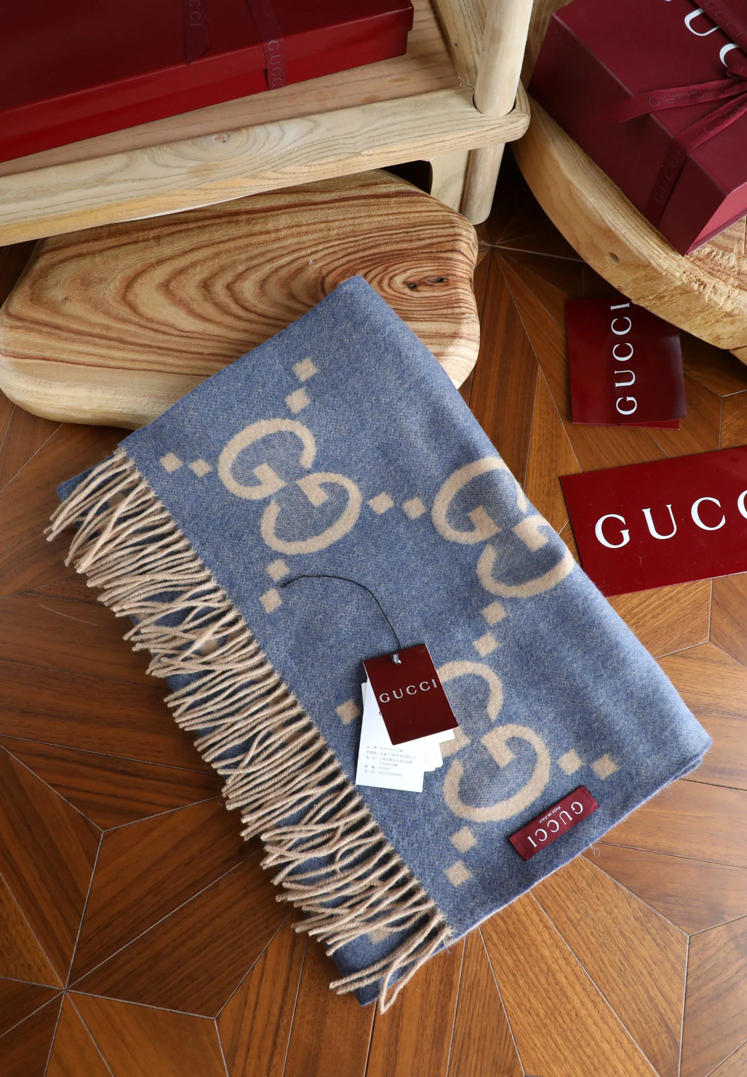 Шарфы Gucci 240517