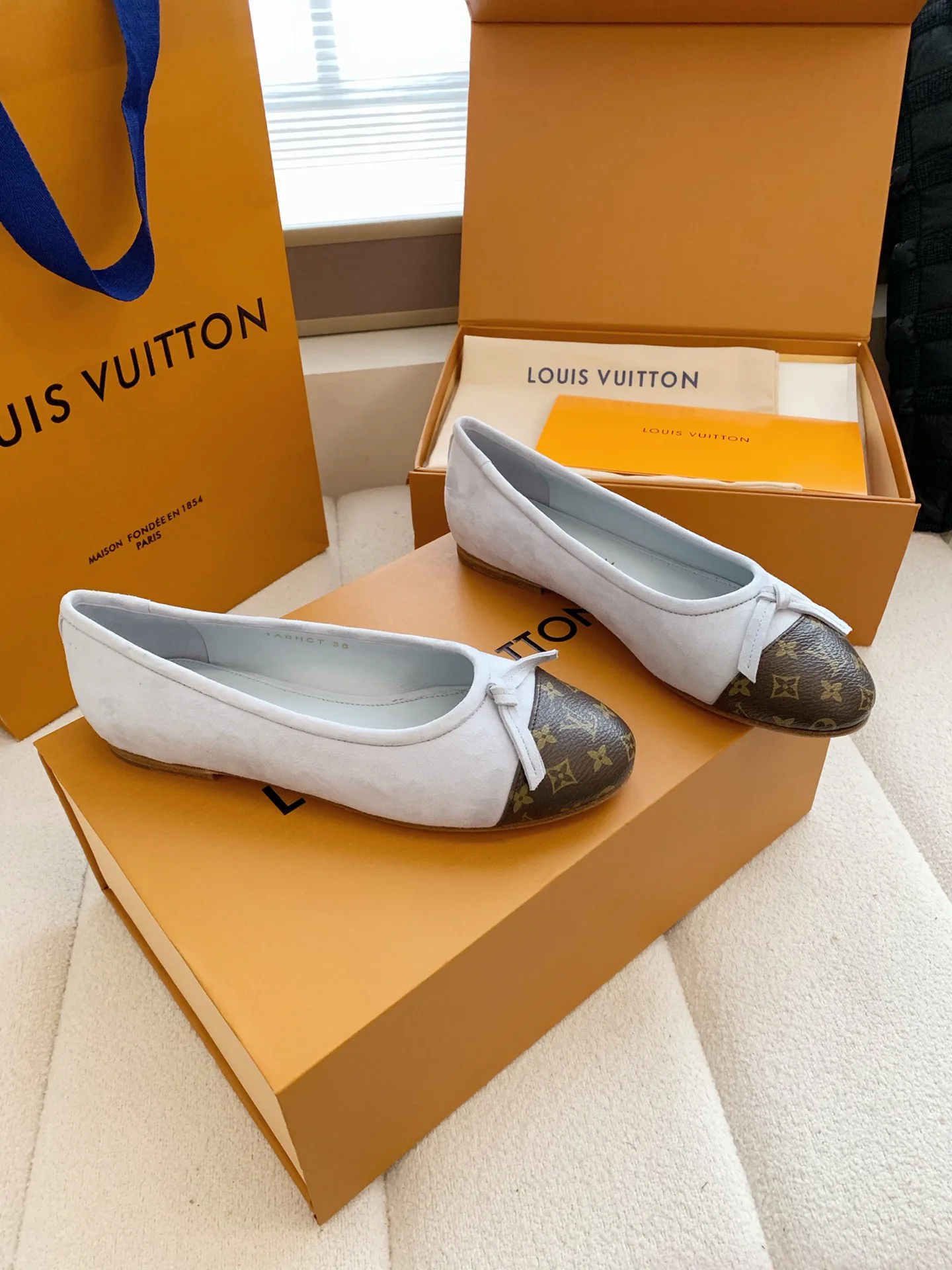 Балетки Женские Louis Vuitton 18460944