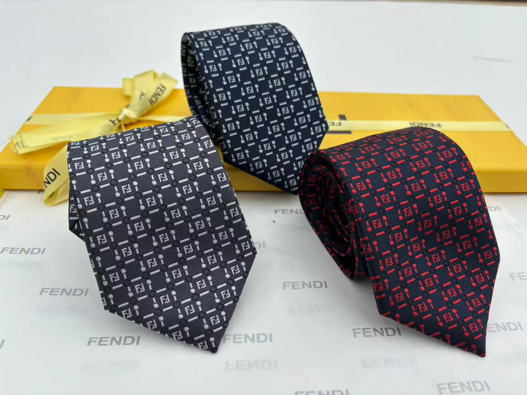 Платки Fendi 14648031