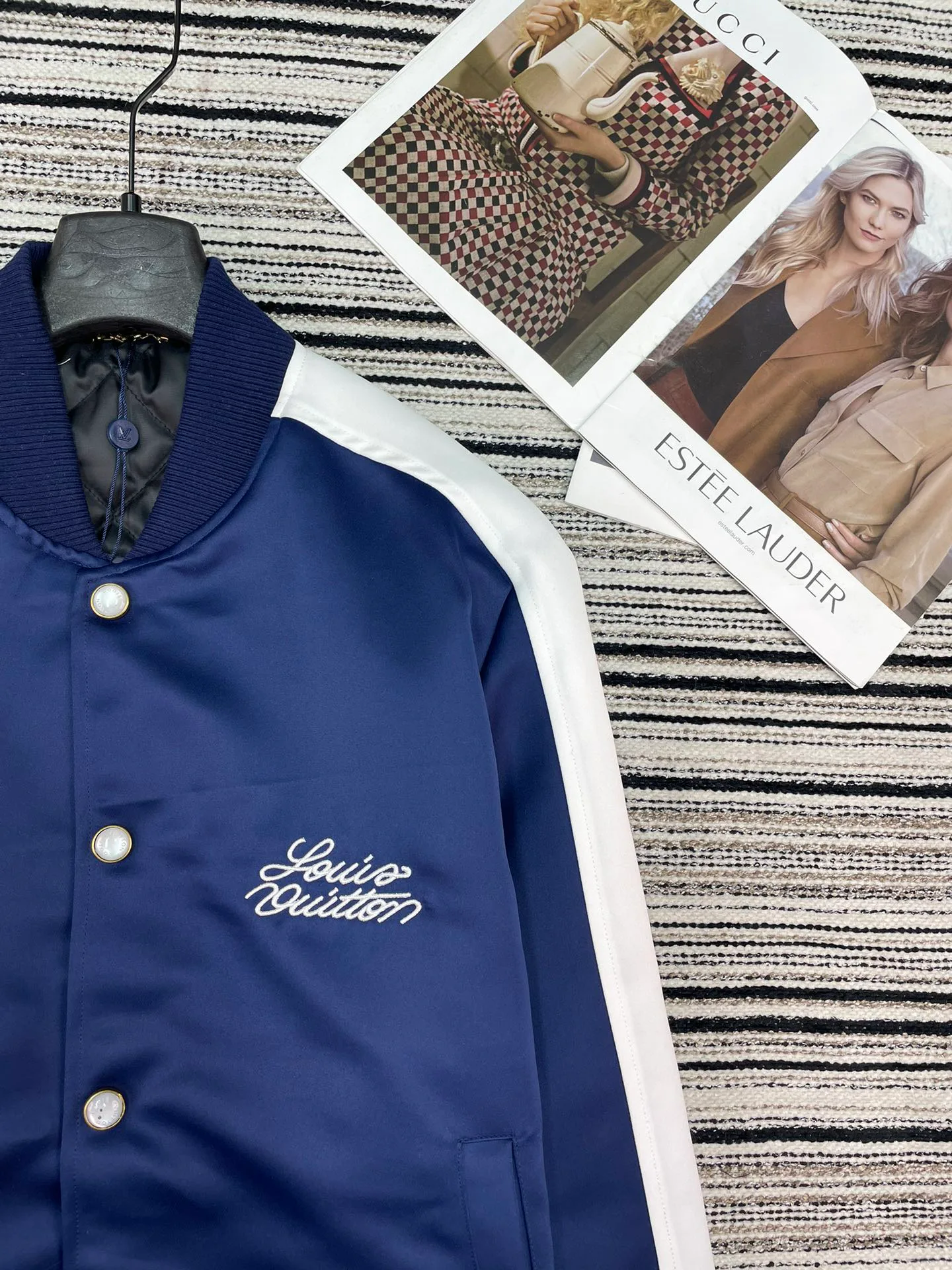 Куртки И Пуховики Женские Louis Vuitton 5088231