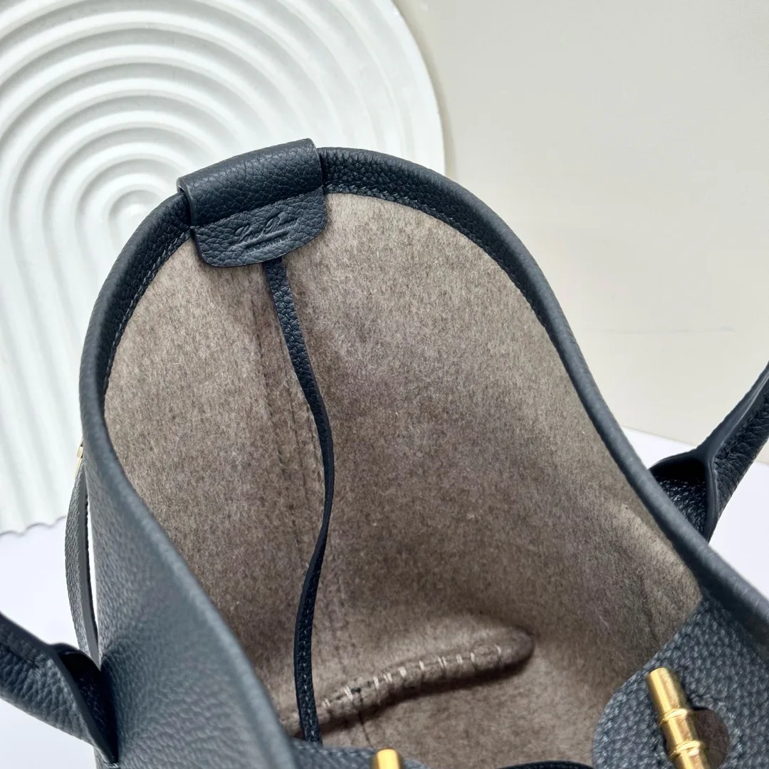 Классические Сумки Женские Loro Piana 11472618
