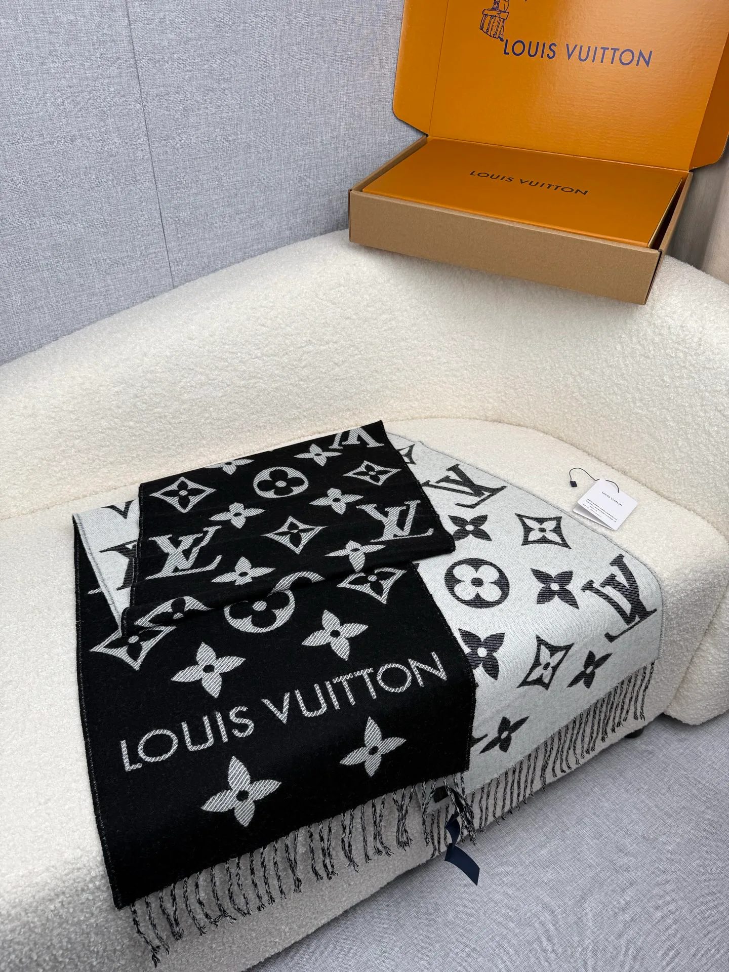 Шарфы Louis Vuitton 1422226