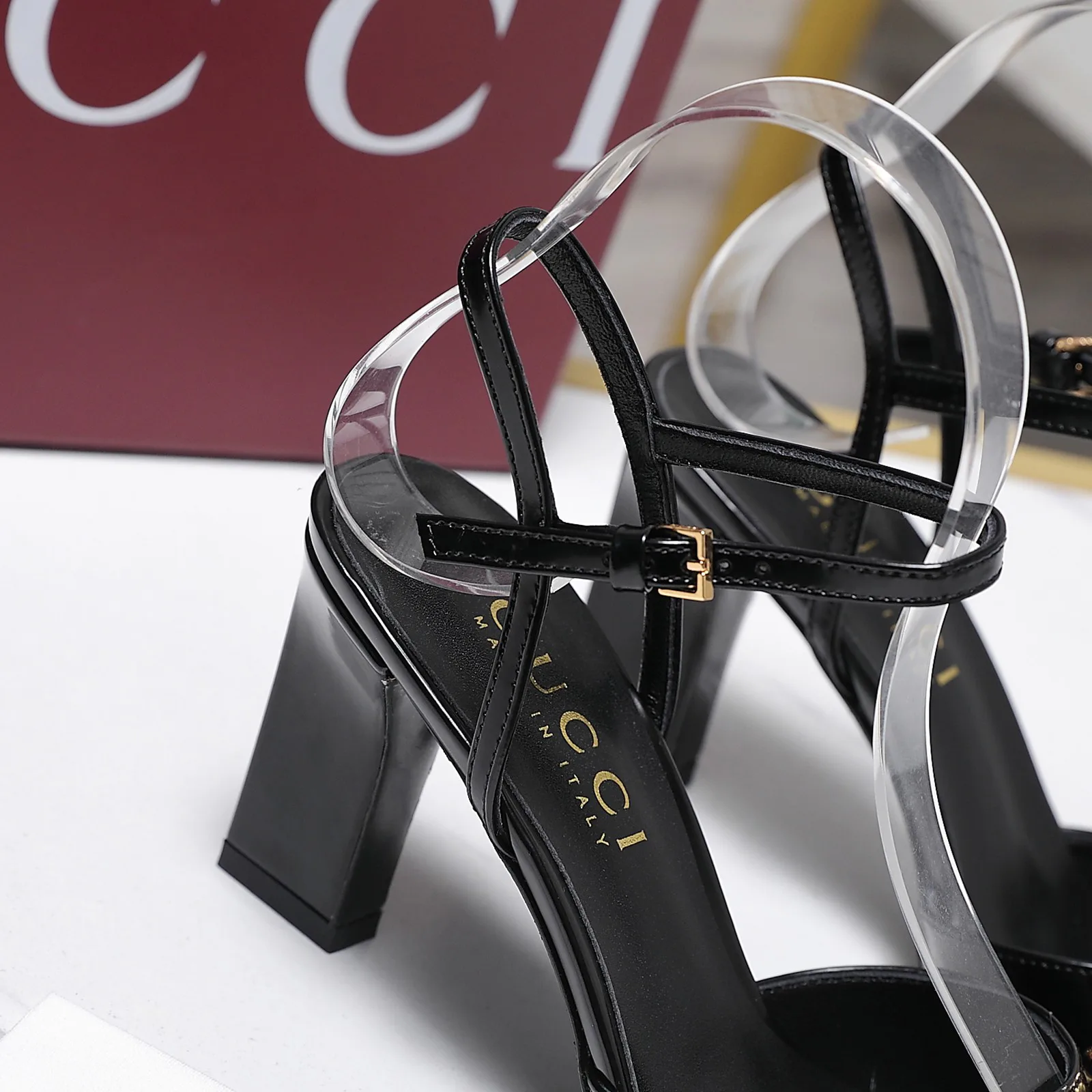 Босоножки Женские Gucci 13542409