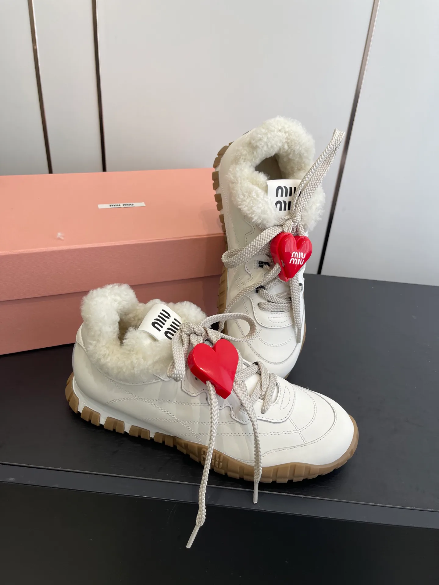 Кроссовки Женские Miu Miu 395533