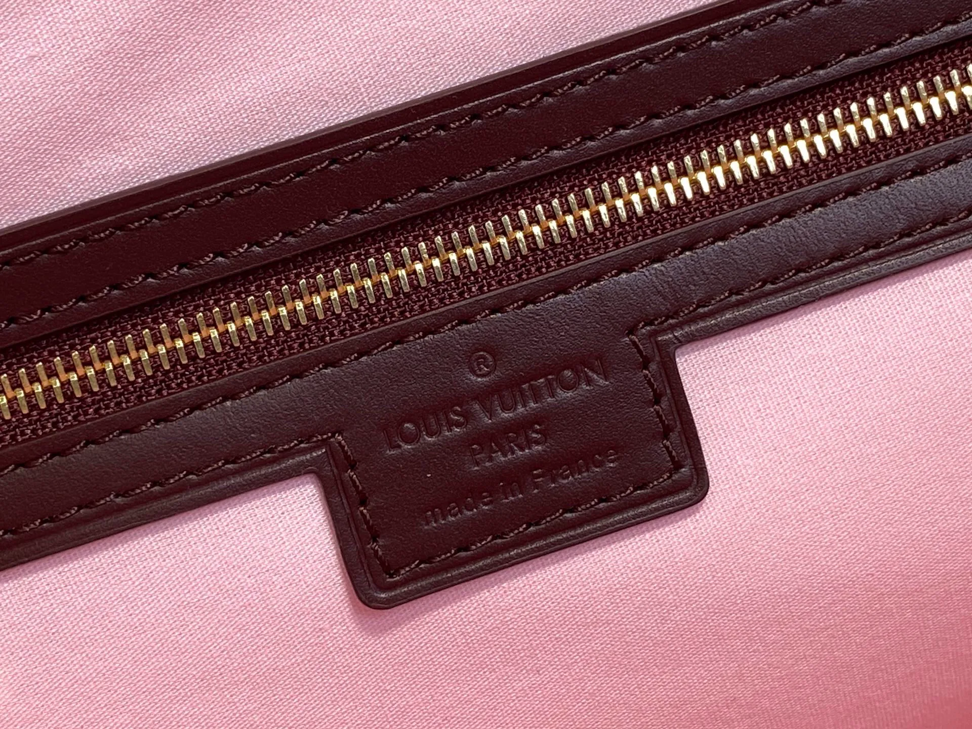 Классические Сумки Женские Louis Vuitton 17796543