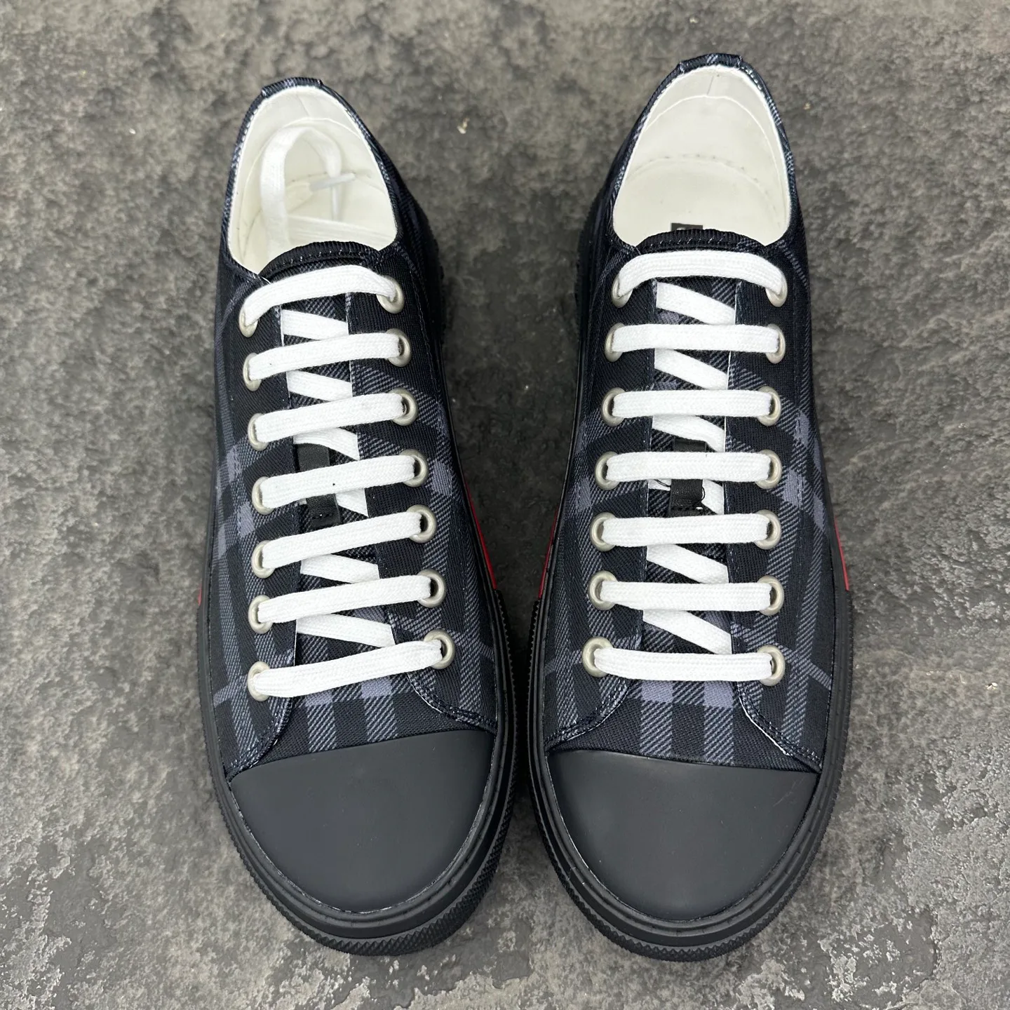 Кроссовки Мужские Burberry 18154133