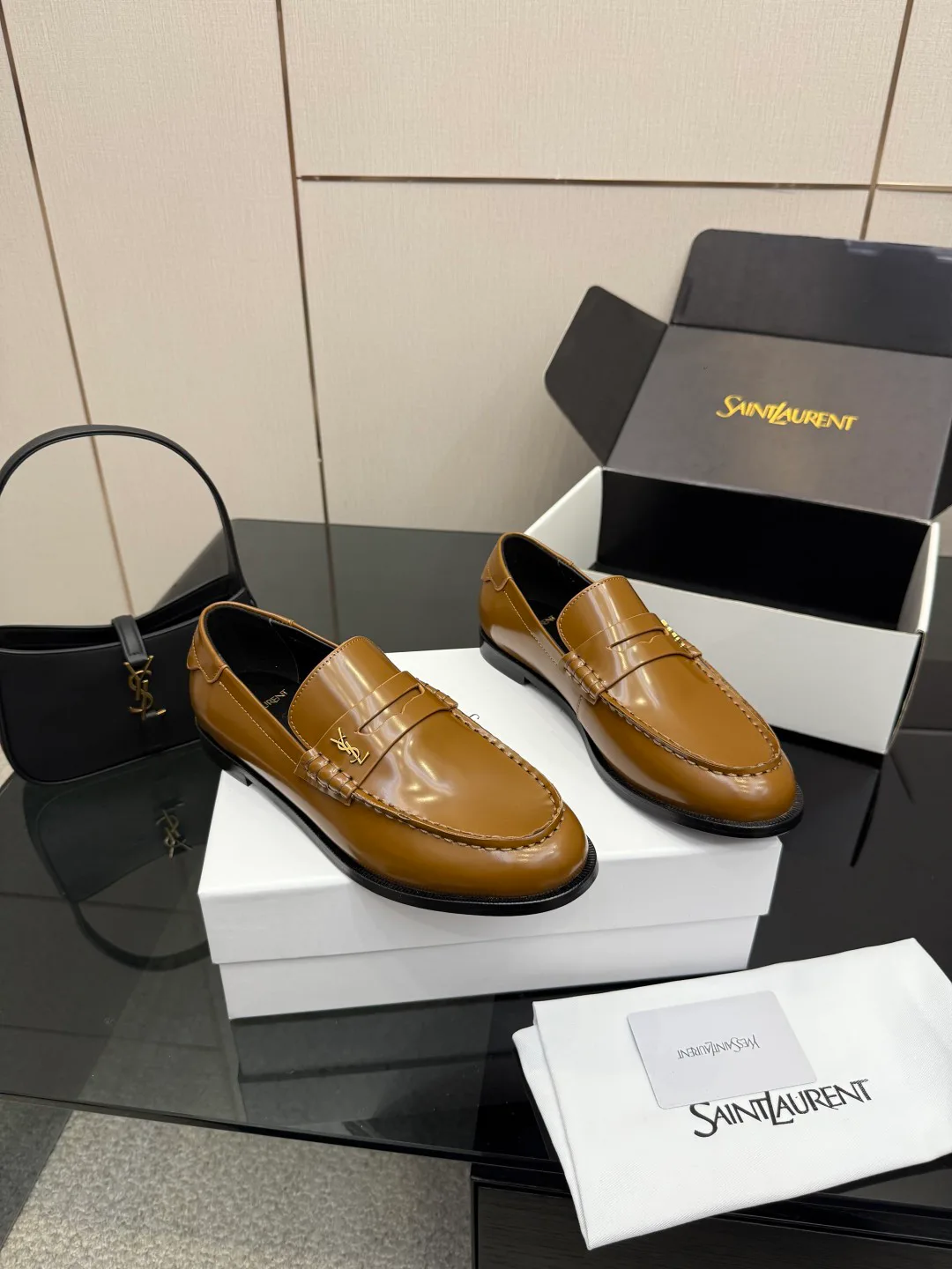 Лоферы Женские Saint Laurent 651406