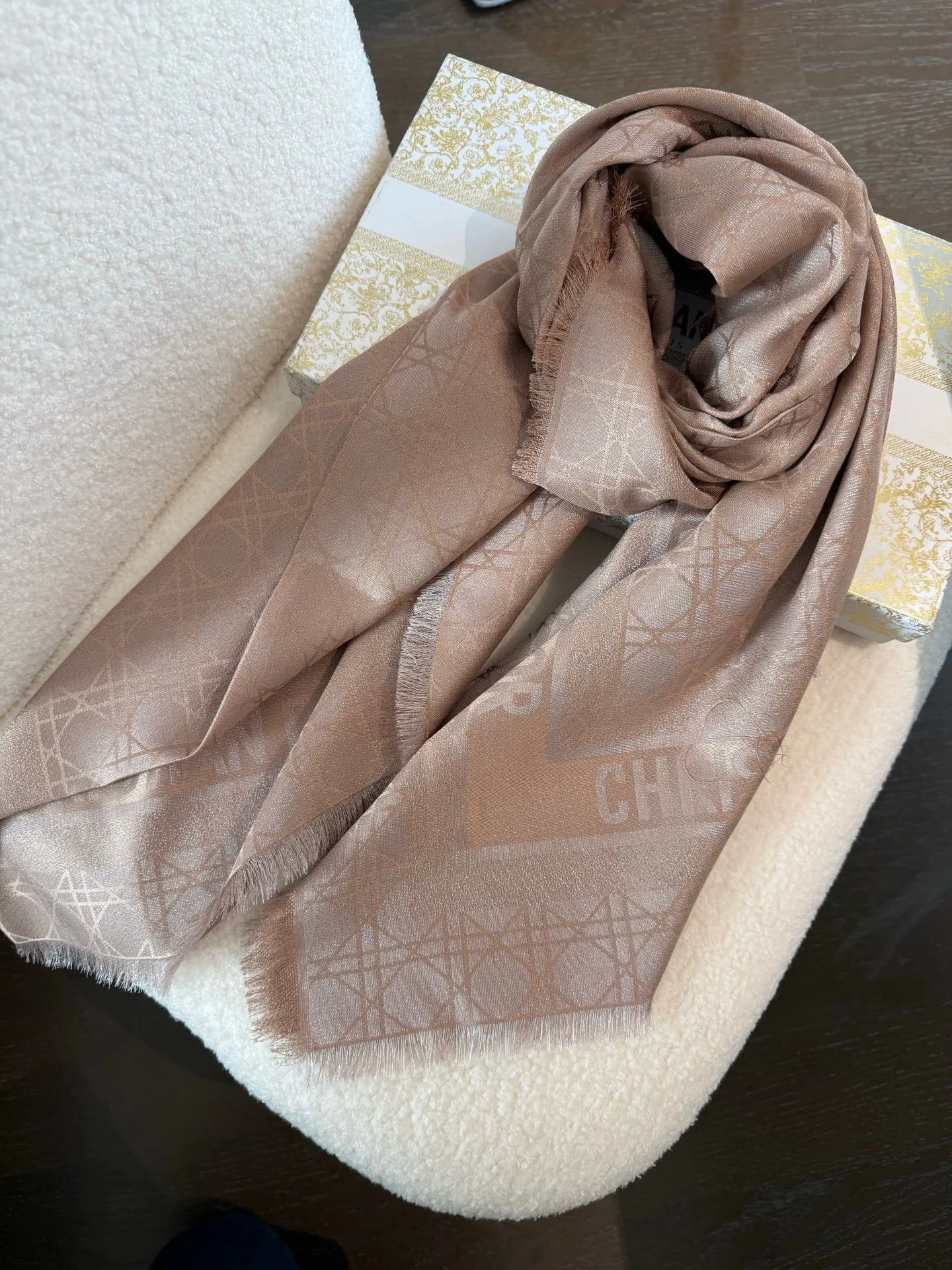 Шарфы Christian Dior 17448558