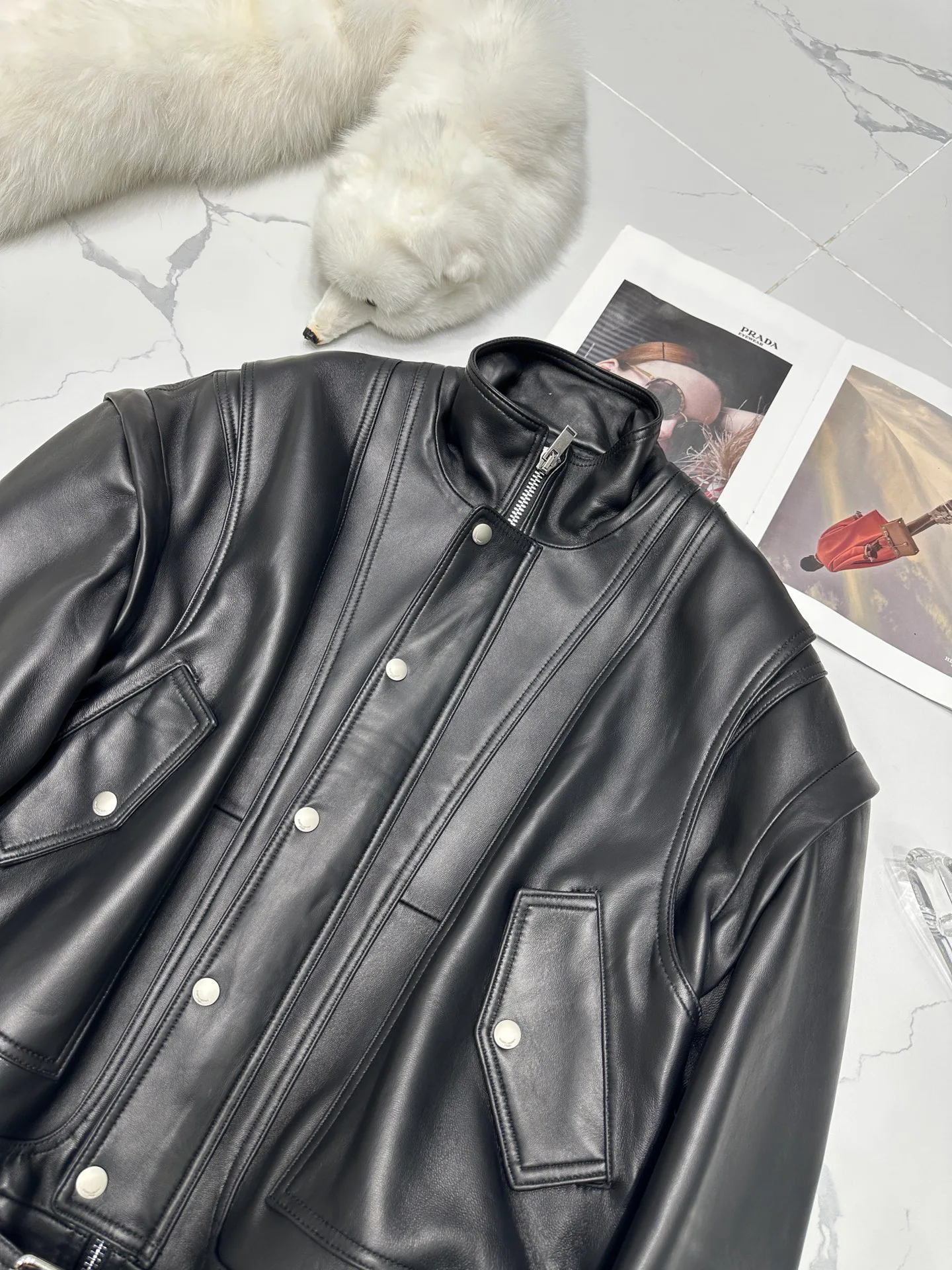 Кожаные Куртки И Дублёнки Женские Saint Laurent 11598147