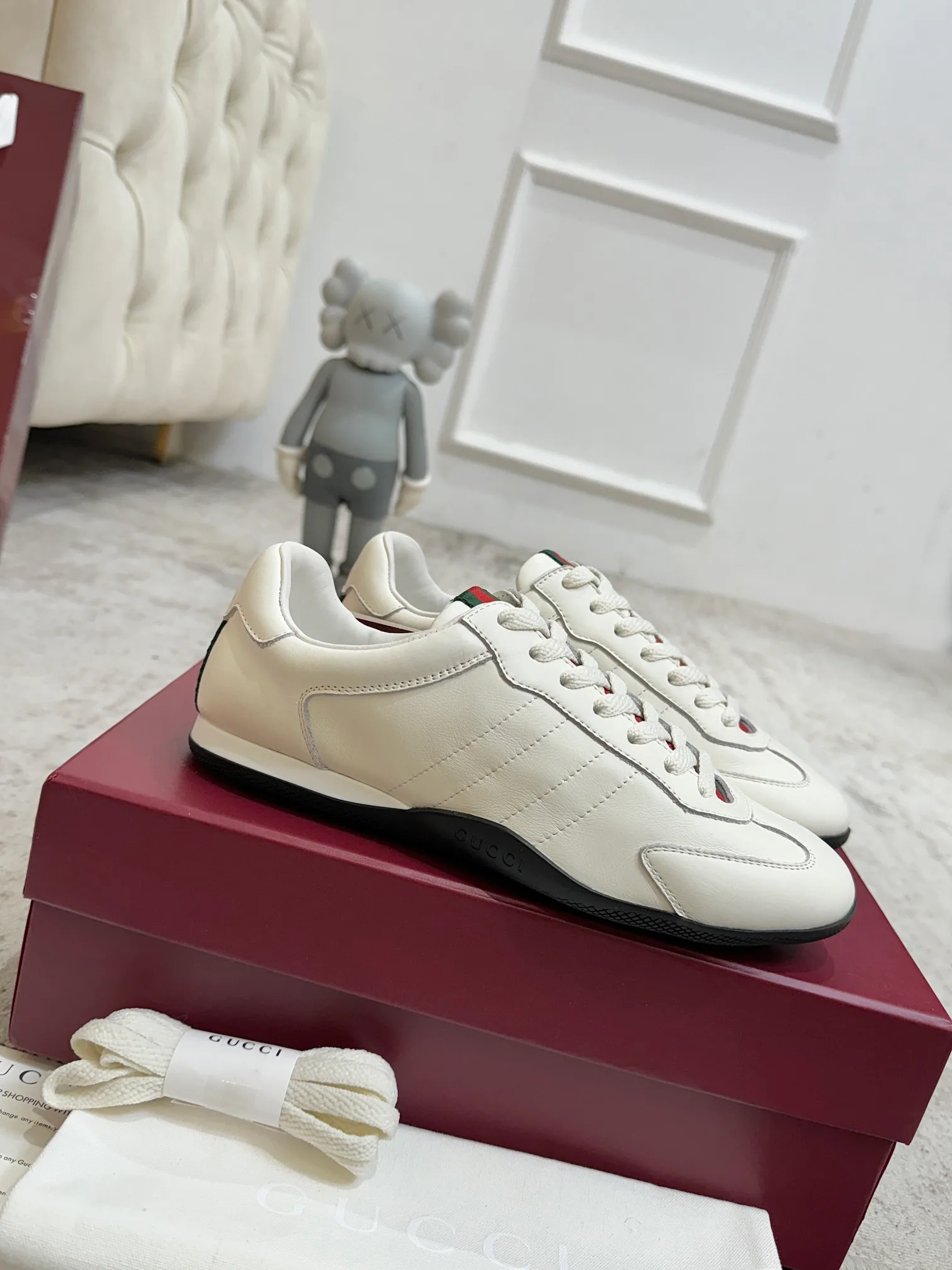 Кроссовки Женские Gucci 945083