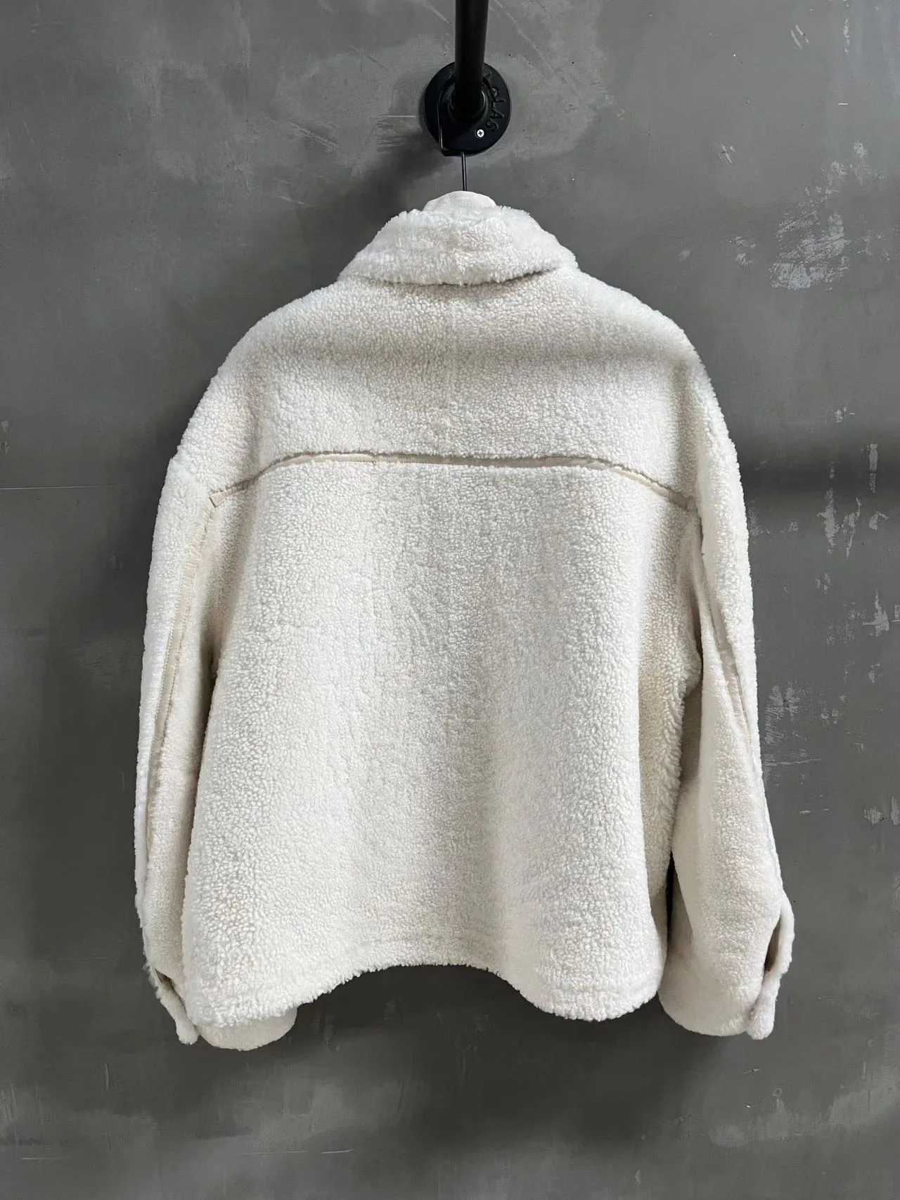 Кожаные Куртки И Дублёнки Женские Miu Miu 150196