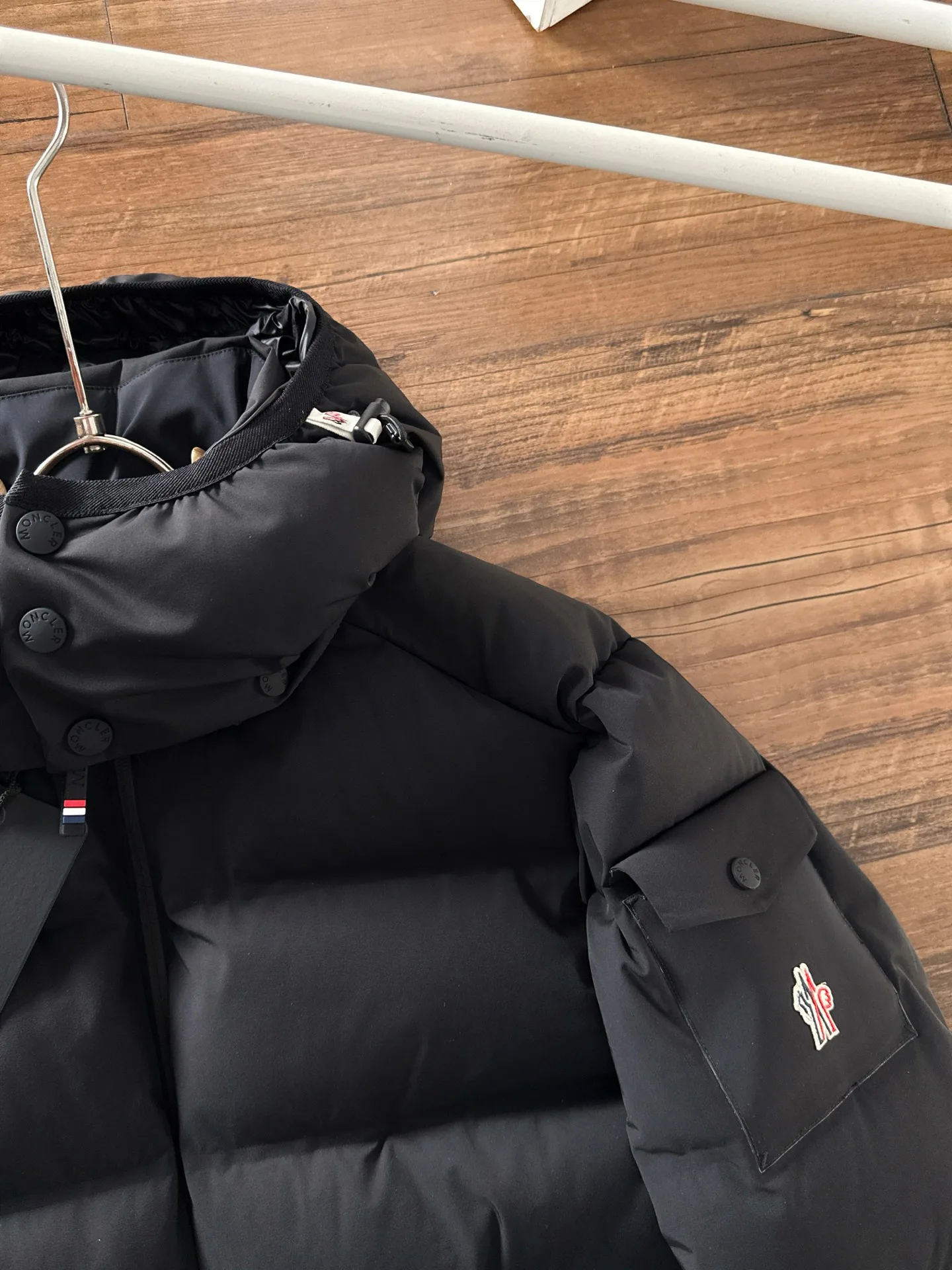 Куртки И Пуховики Мужские Moncler 2609200