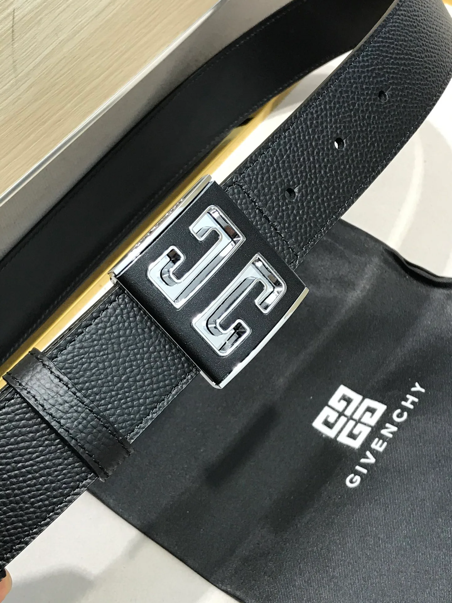 Ремни Fendi 18277