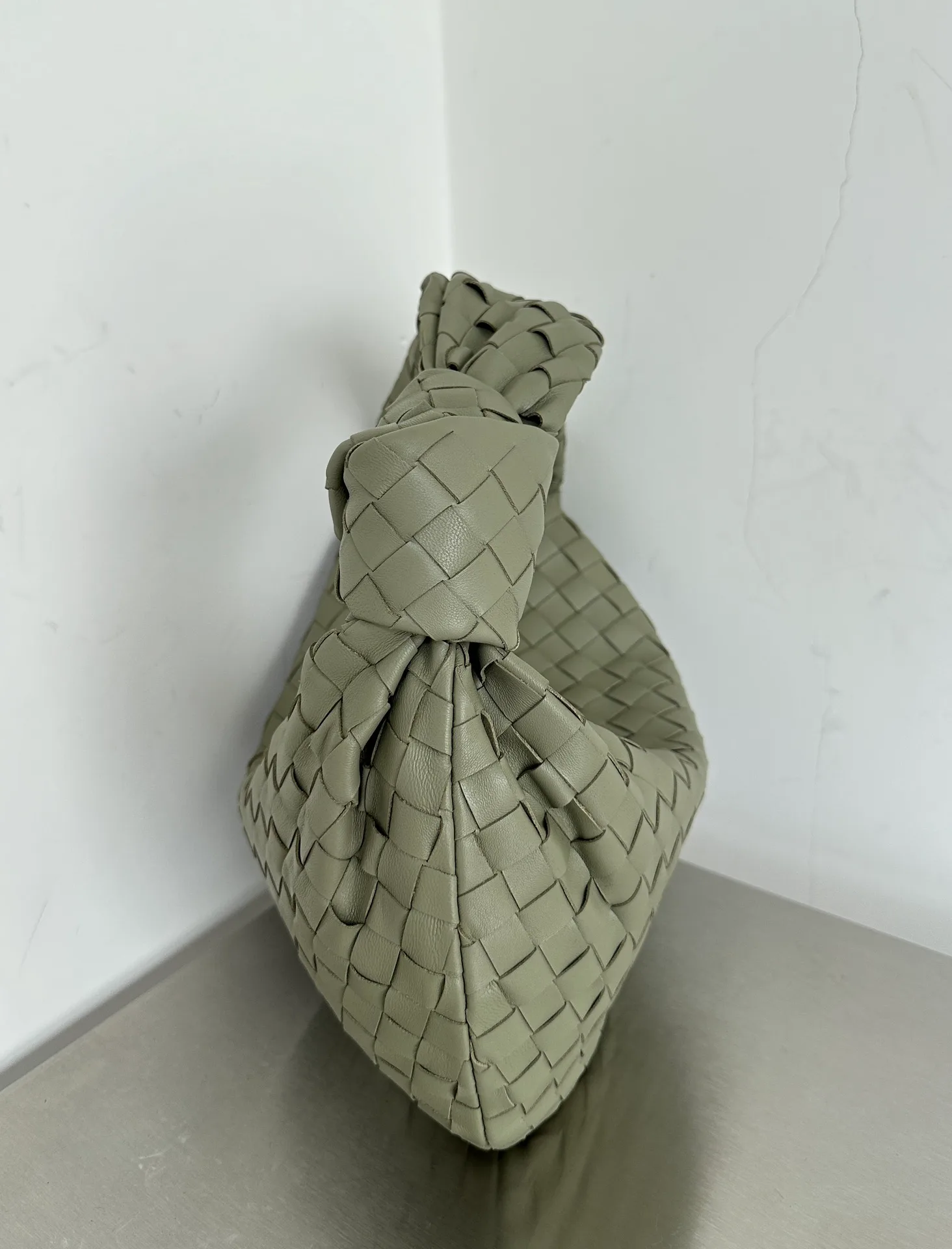 Классические Сумки Женские Bottega Veneta 17804195