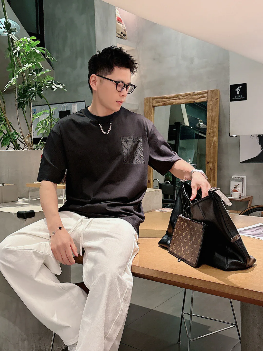 Футболки Мужские Louis Vuitton 9465230