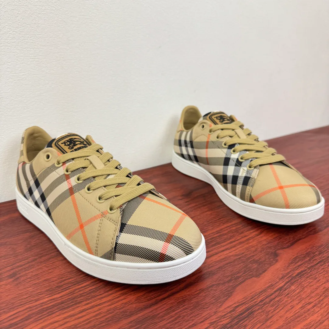 Кеды Женские Burberry 573143
