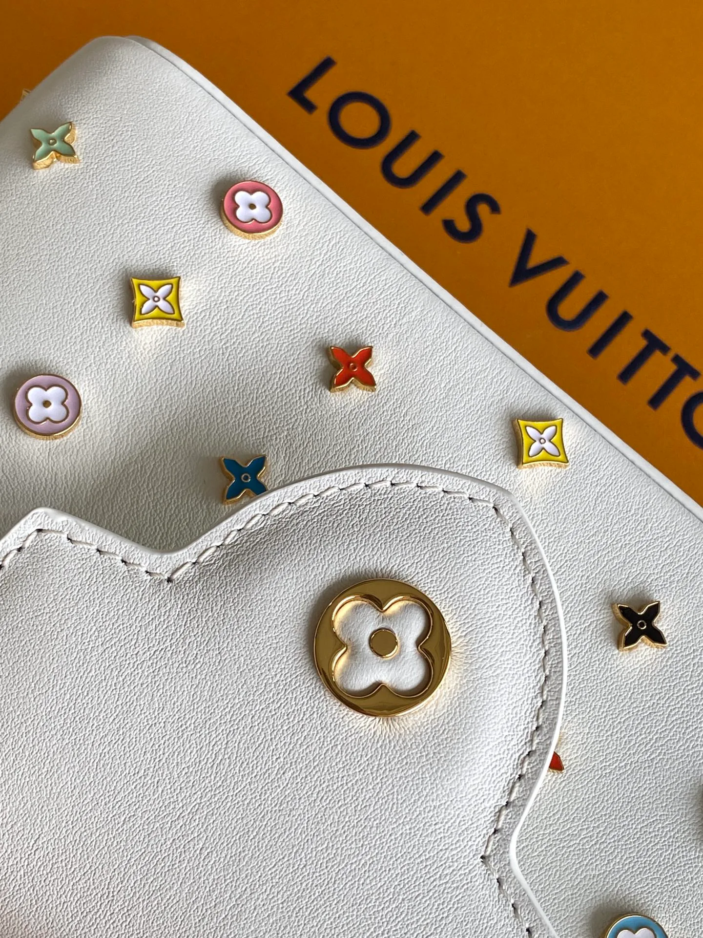 Классические Сумки Женские Louis Vuitton 9919550
