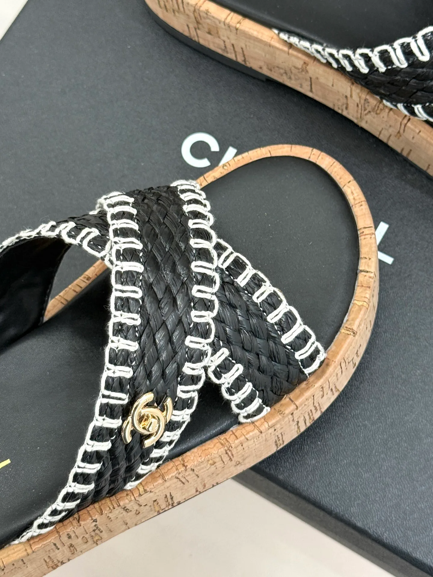 Шлепанцы Женские Chanel 1018157