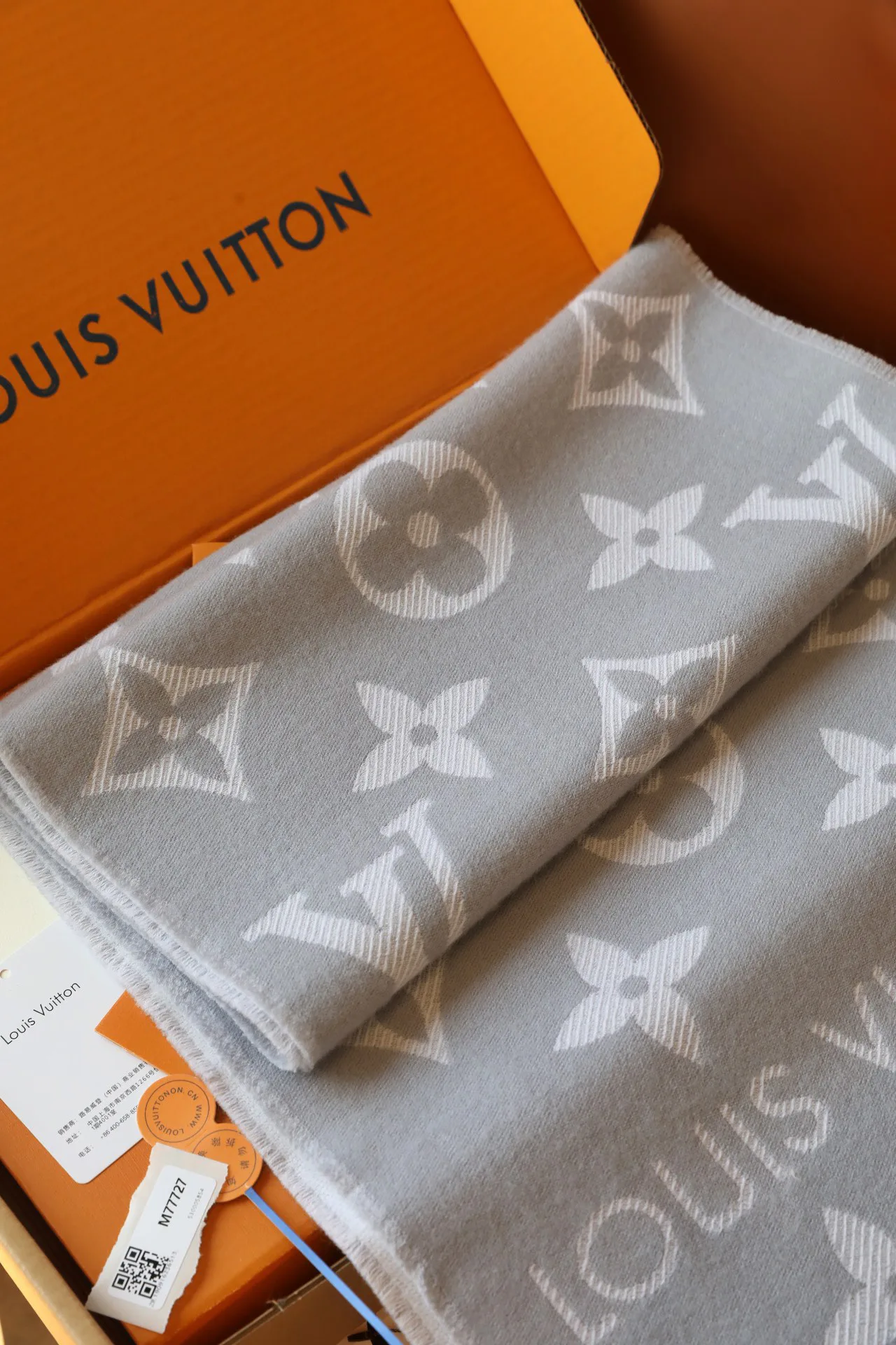 Шарфы Louis Vuitton 1313426