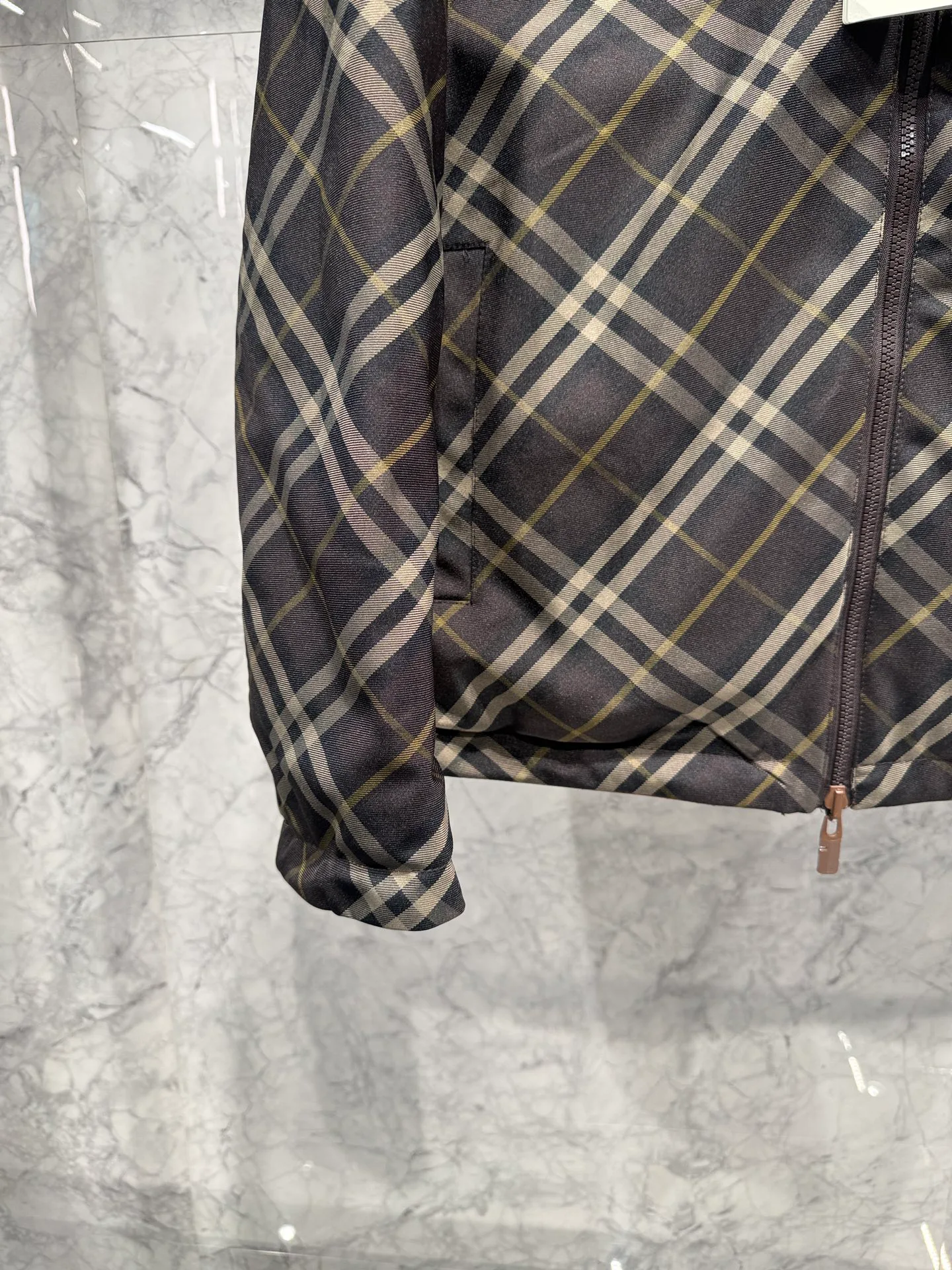 Куртки И Пуховики Женские Burberry 18462501