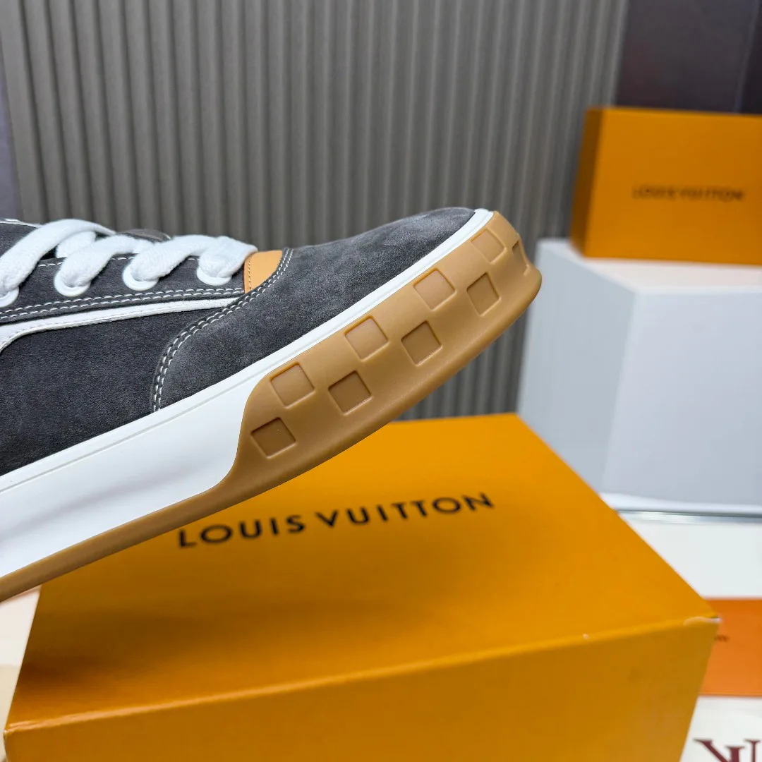 Кроссовки Мужские Louis Vuitton 18265134