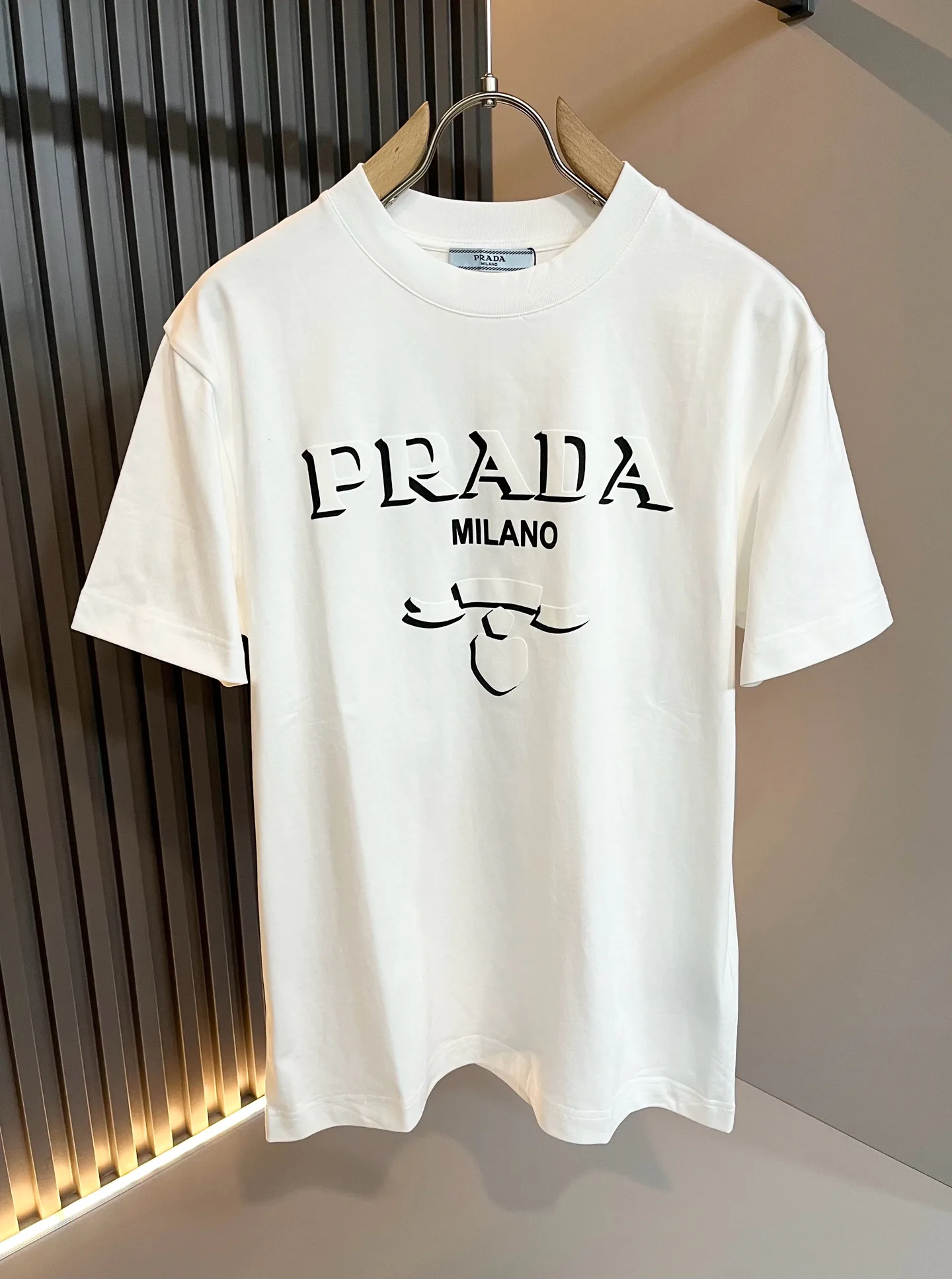 Футболки Женские Prada 8463