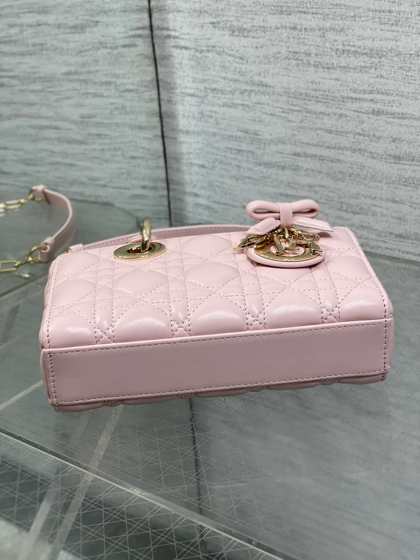 Классические Сумки Женские Christian Dior 11685162