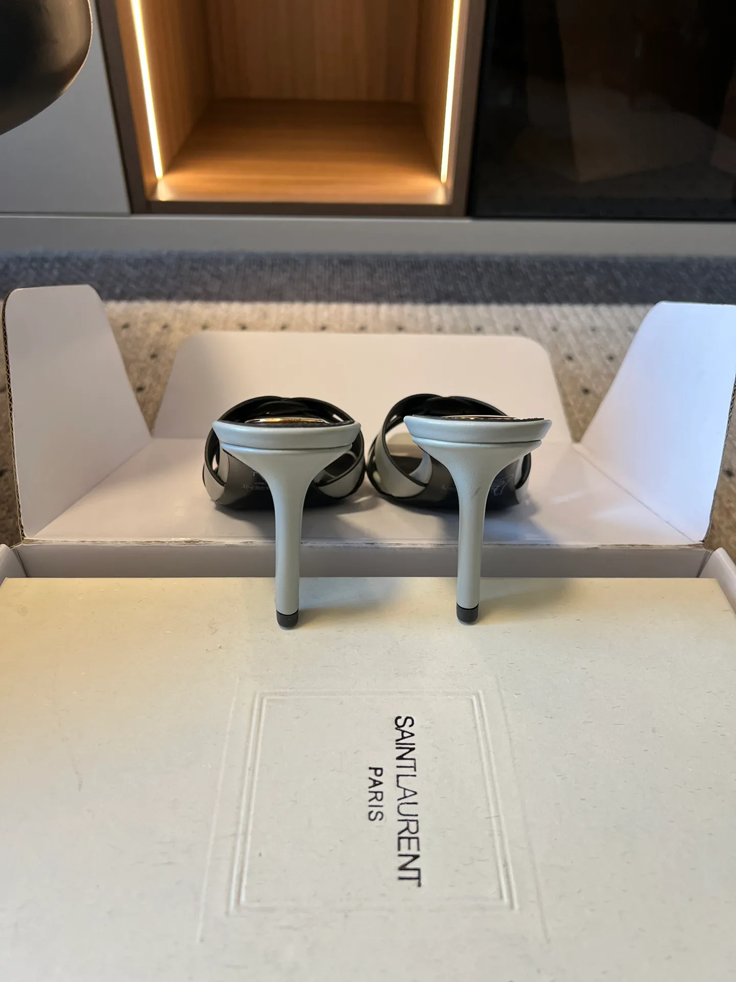 Босоножки Женские Saint Laurent 11239407