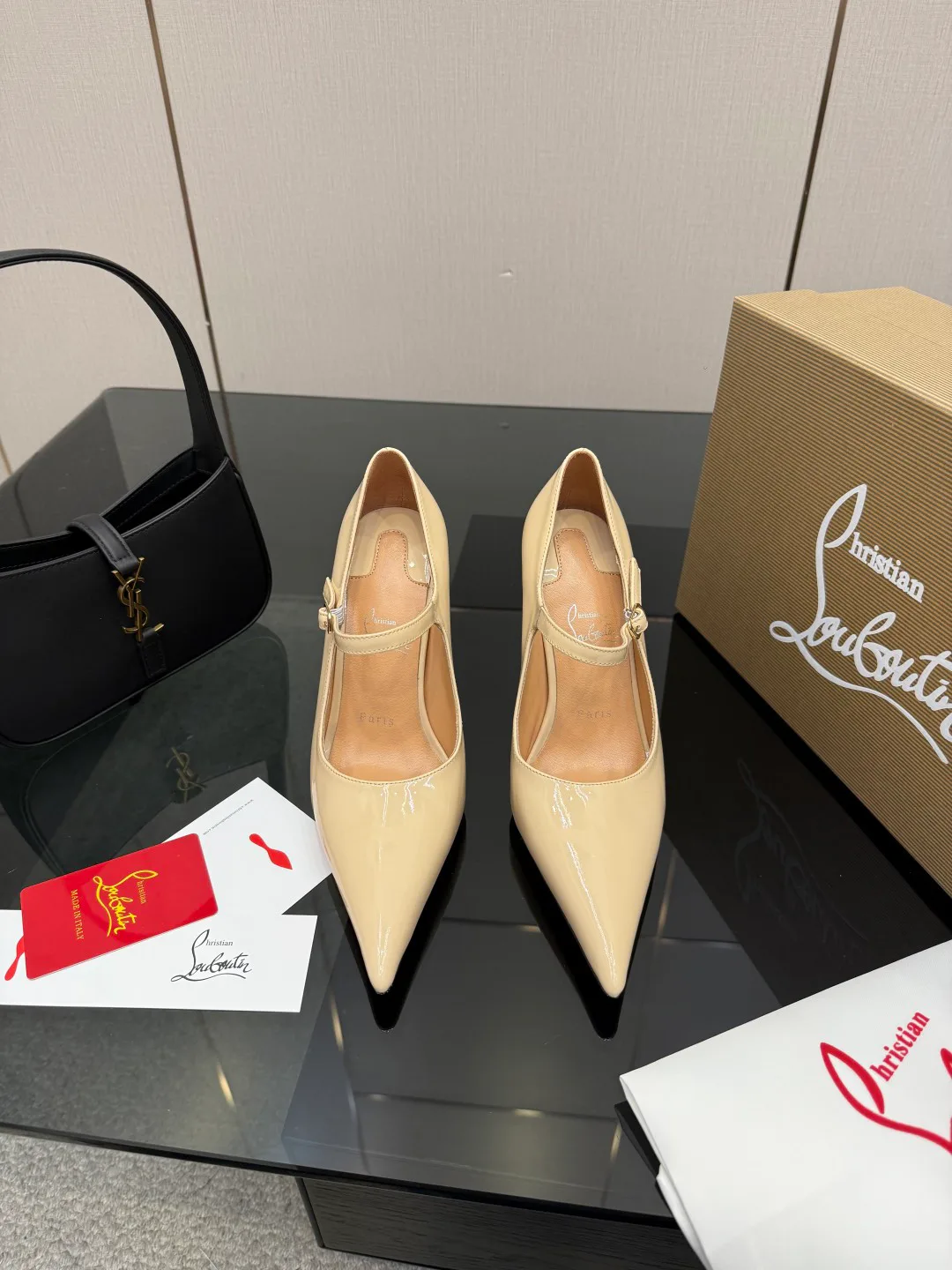 Туфли Женские Christian Louboutin 5052088