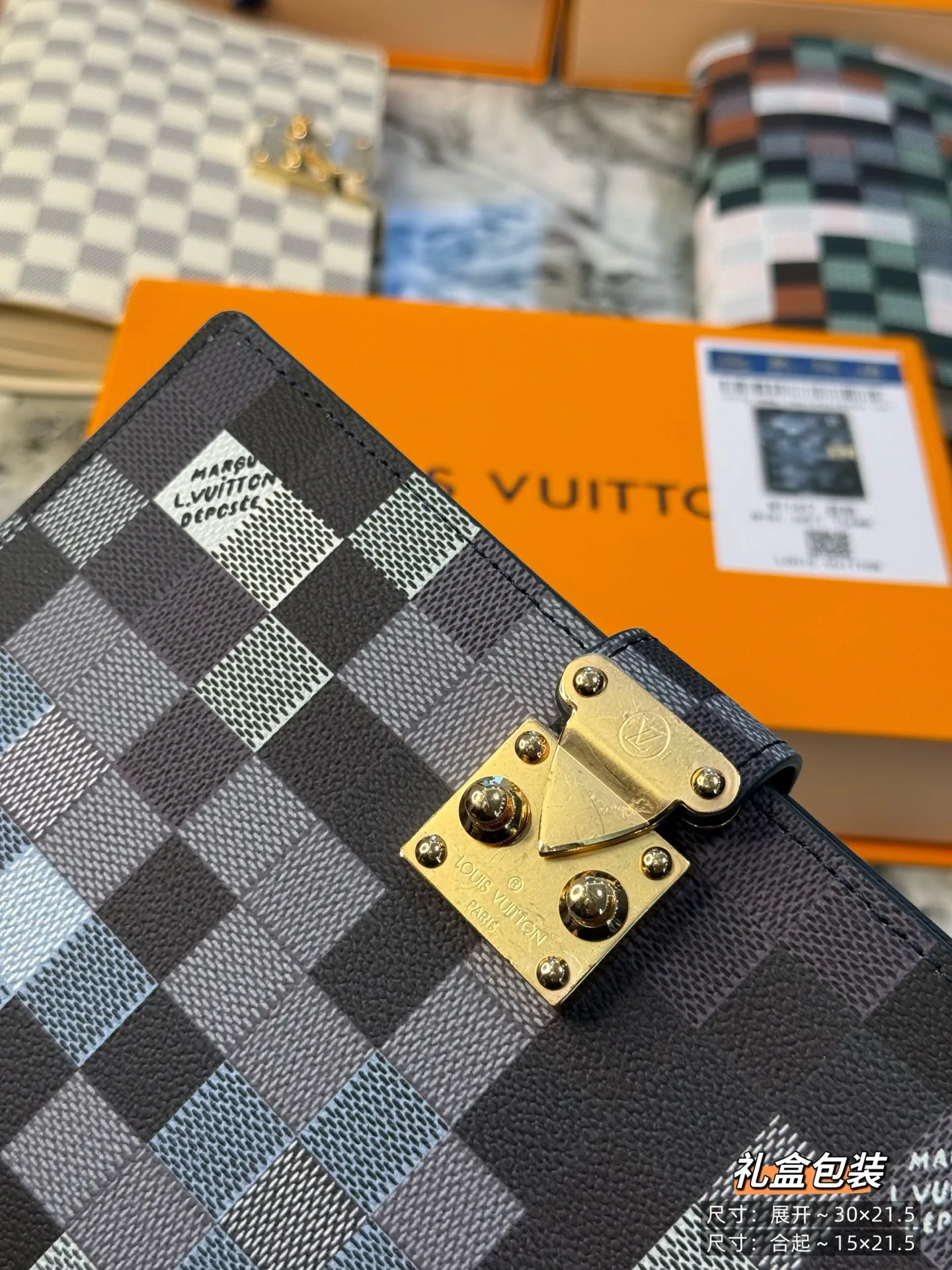 Классические Сумки Женские Louis Vuitton 11888363