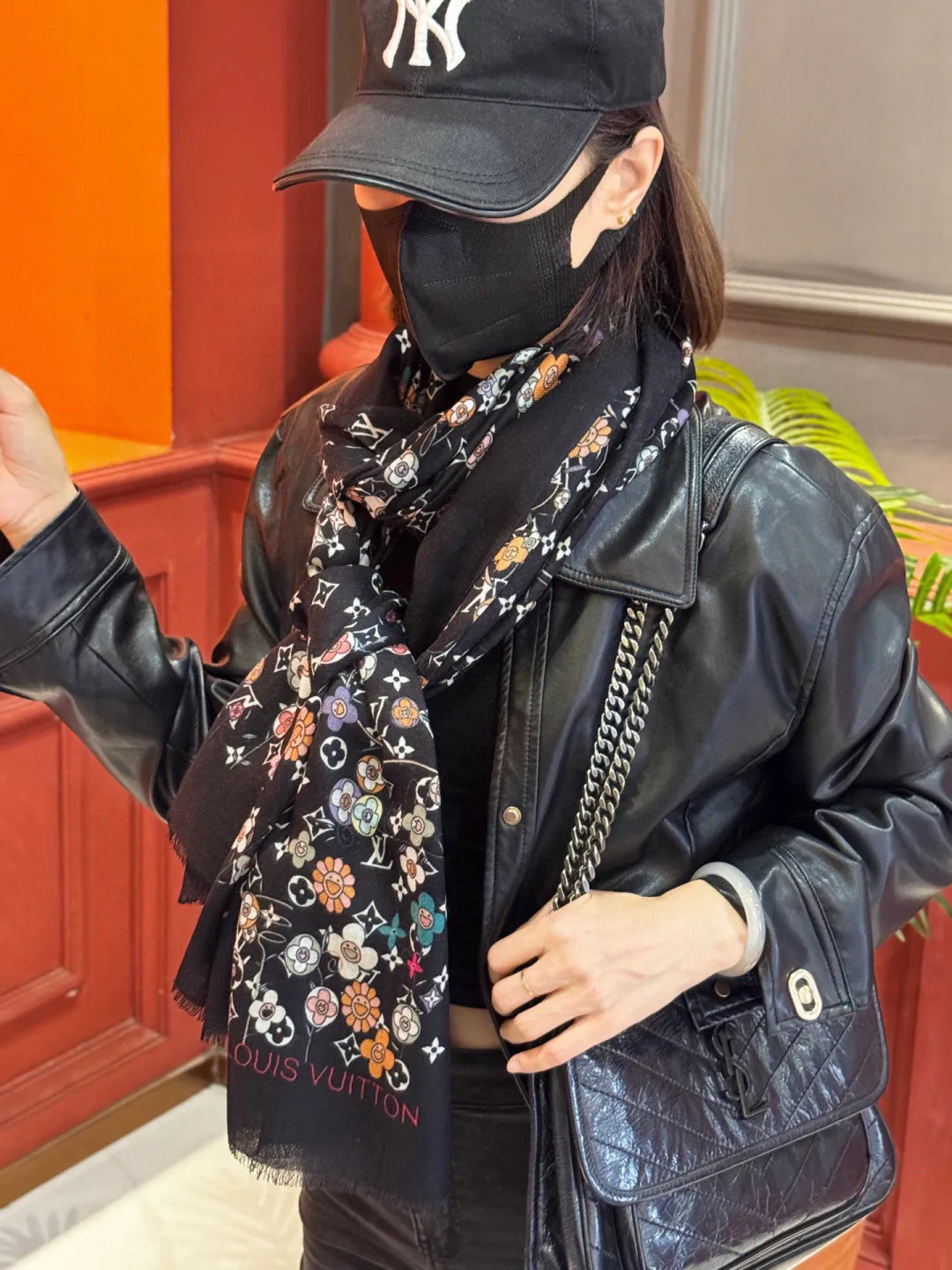 Шарфы Louis Vuitton 1036344