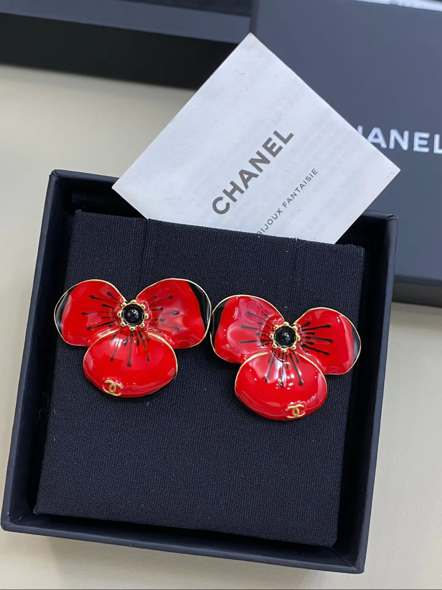 Бижутерия Chanel 18122630