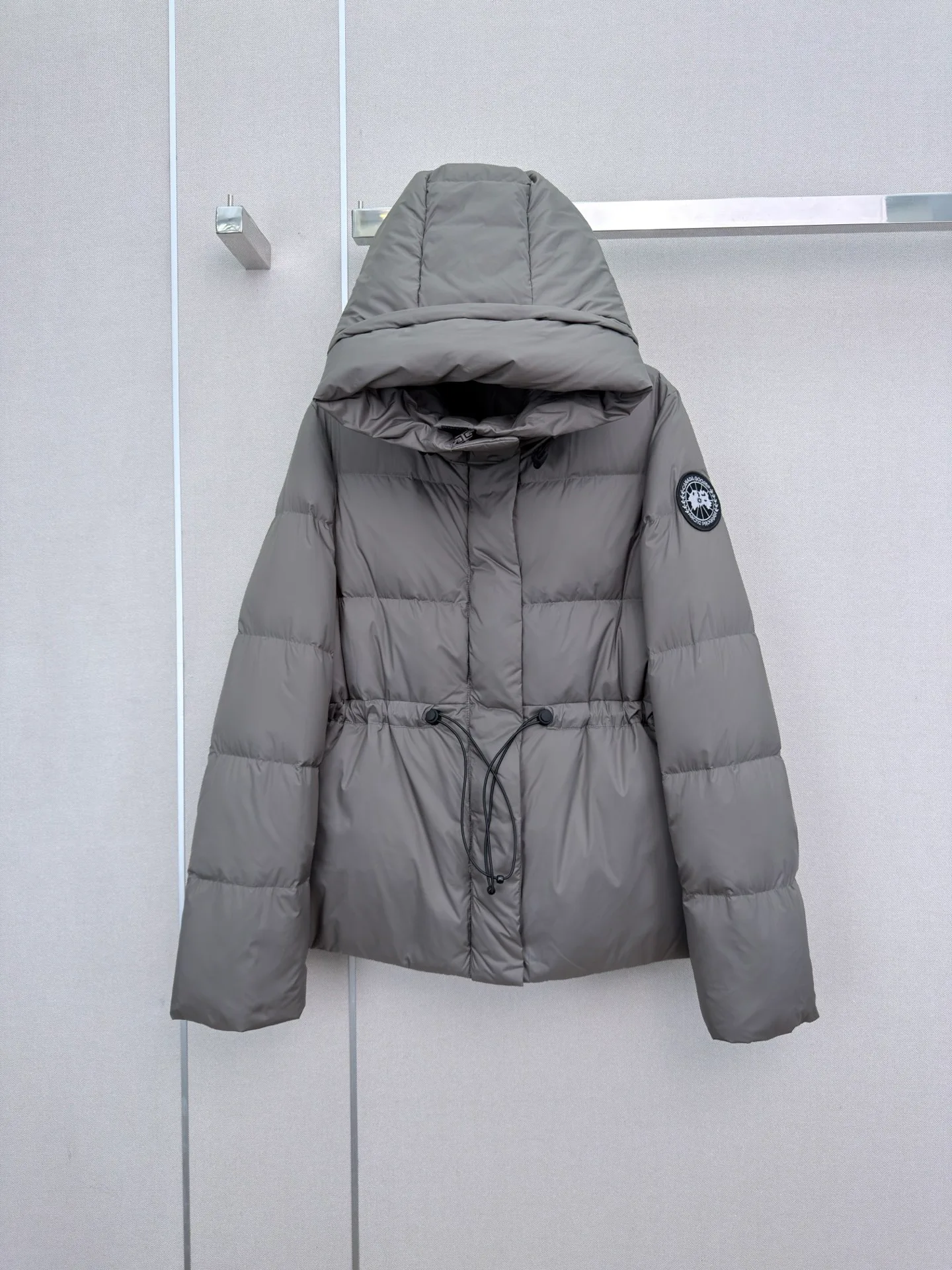 Куртки И Пуховики Женские Canada Goose 19145834