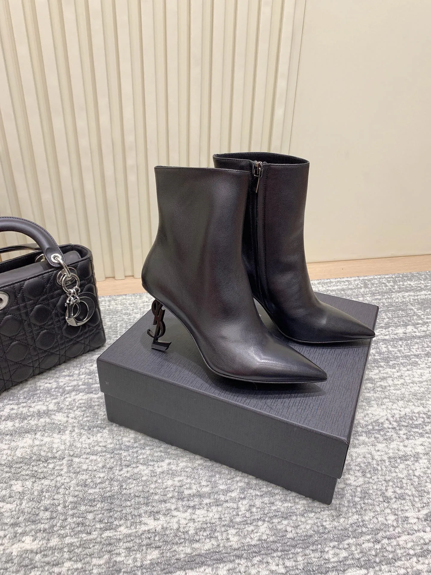 Ботильоны Женские Saint Laurent 18080430