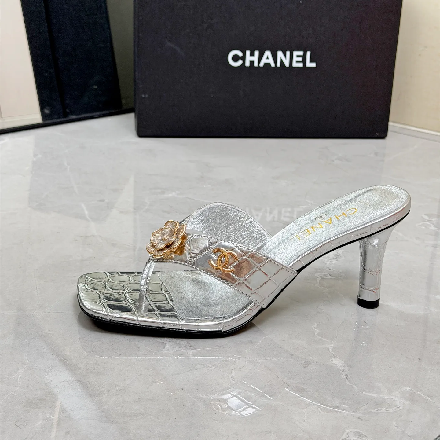 Босоножки Женские Chanel 17335021