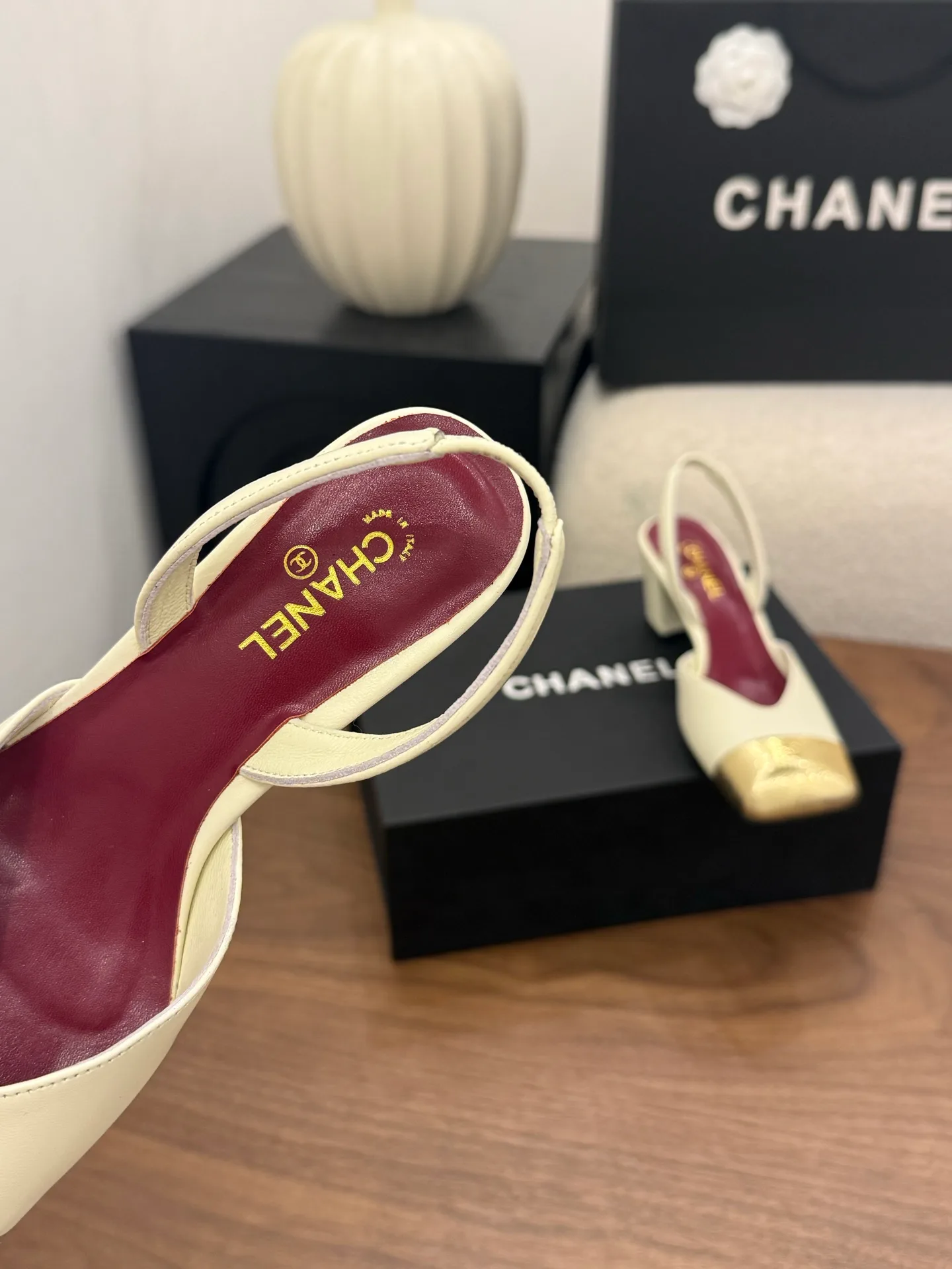 Туфли Женские Chanel 13444908