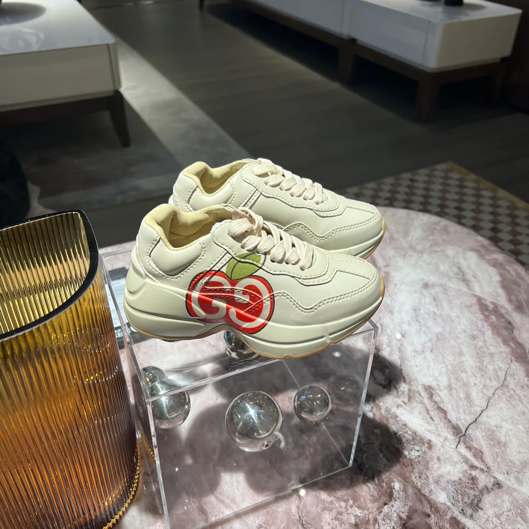 Кроссовки Женские Gucci 18696816