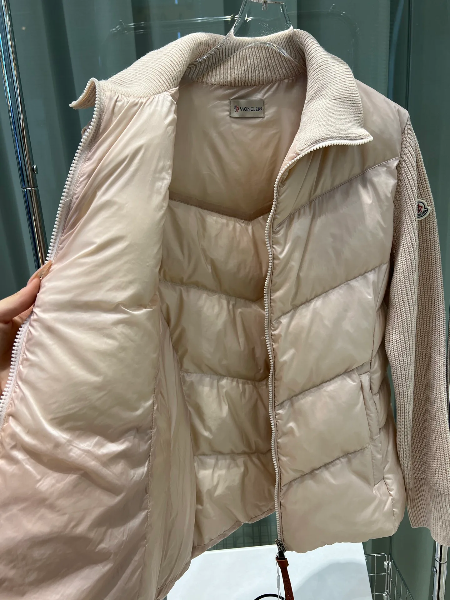 Куртки И Пуховики Женские Moncler 766758