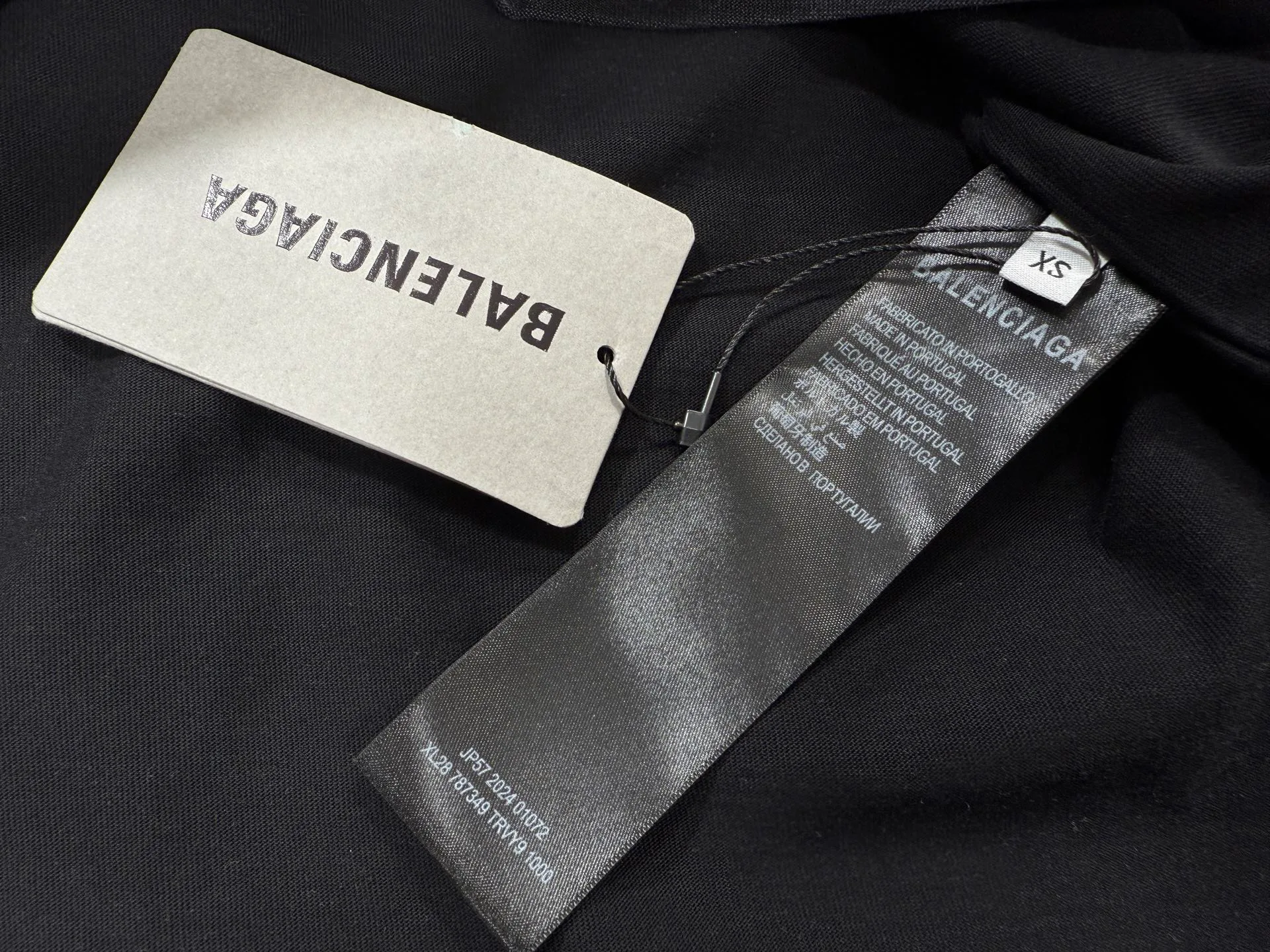 Футболки Женские Balenciaga 25876