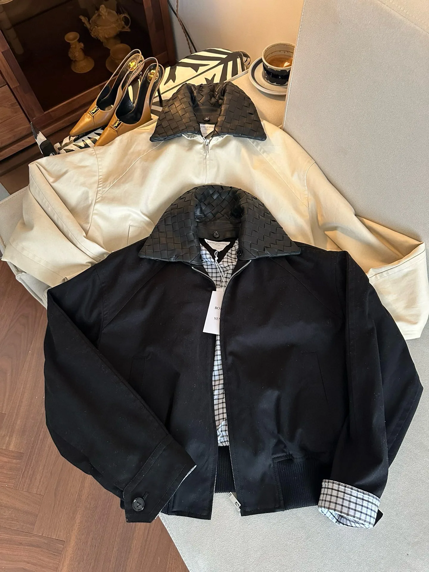 Кожаные Куртки И Дублёнки Женские Bottega Veneta 10817698