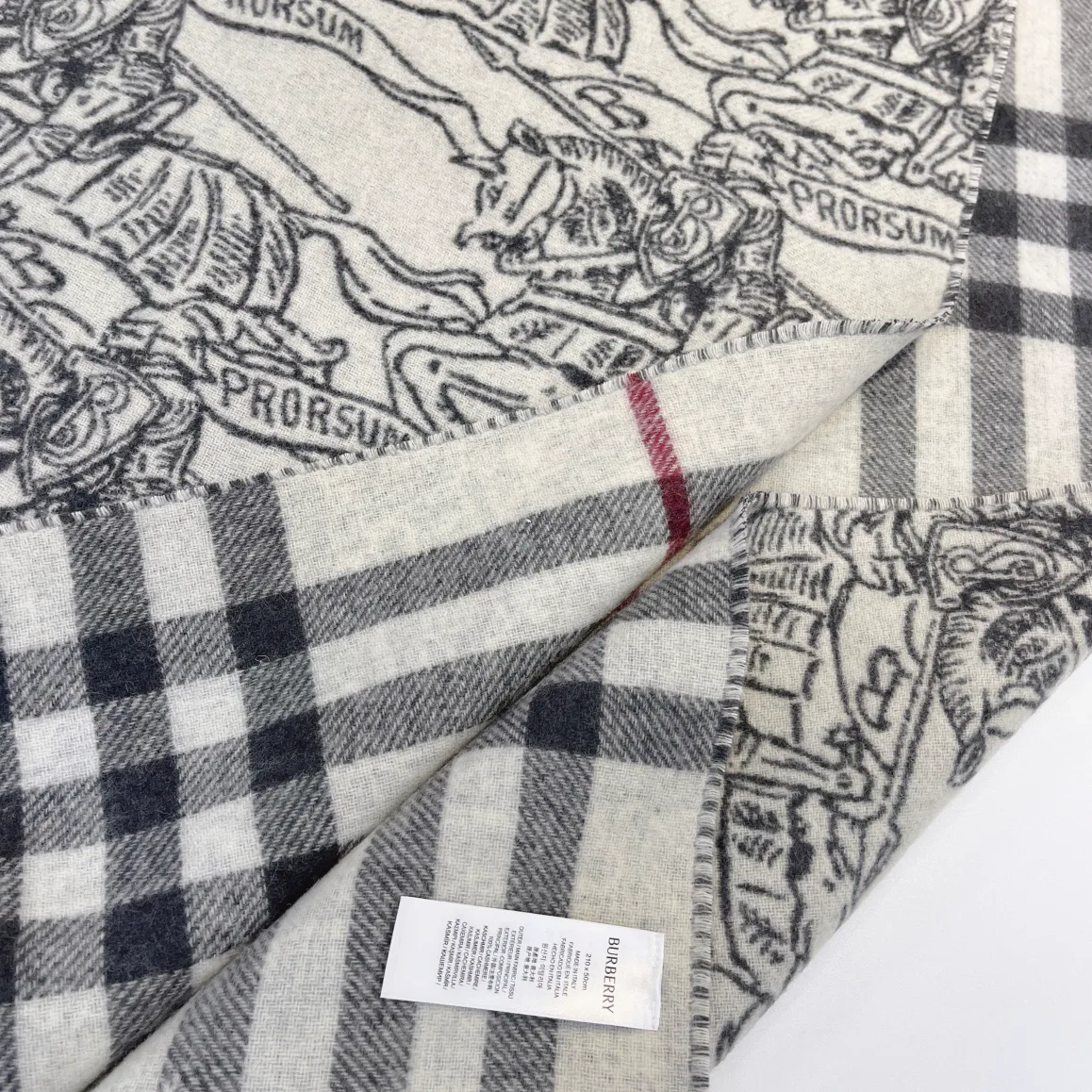 Шарфы Burberry 5207382